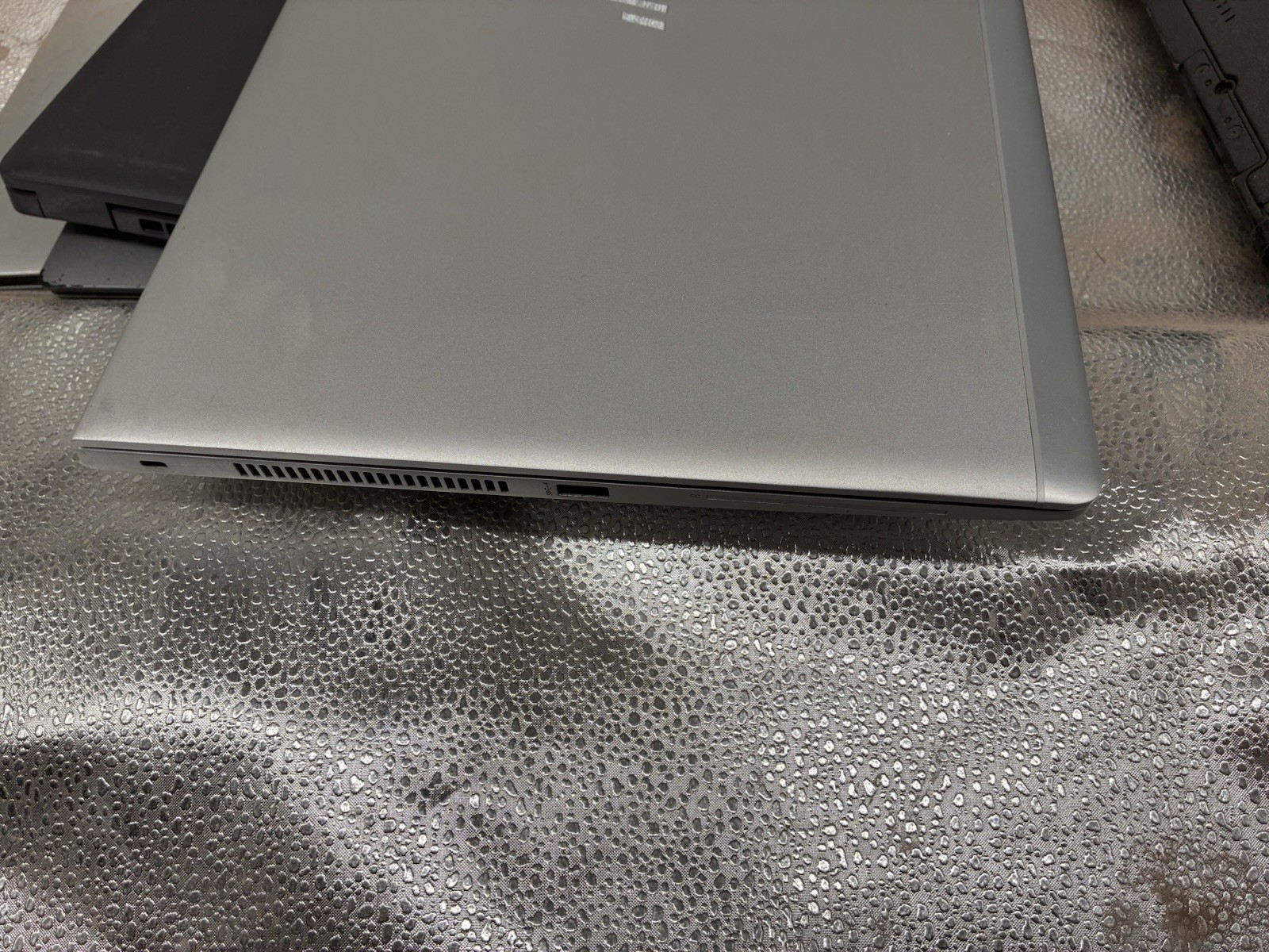 HP EliteBook 850 G5 i7-8550U 1.80 GHz No RAM No SSD No Adapter READ