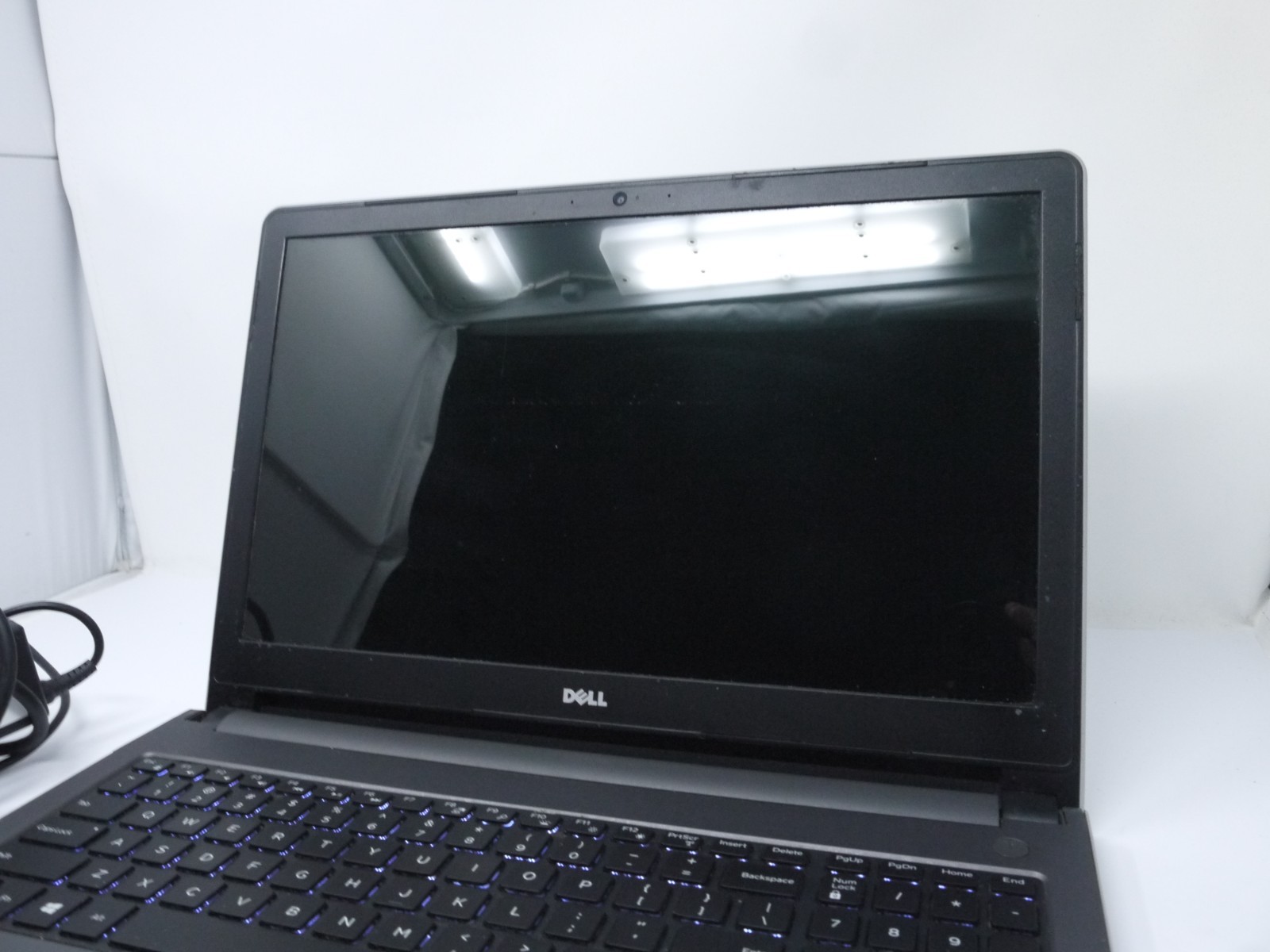 Dell Inspiron 5559 15.6″ Laptop – Core i5-6200U / 4GB / 250GB HDD / New Battery