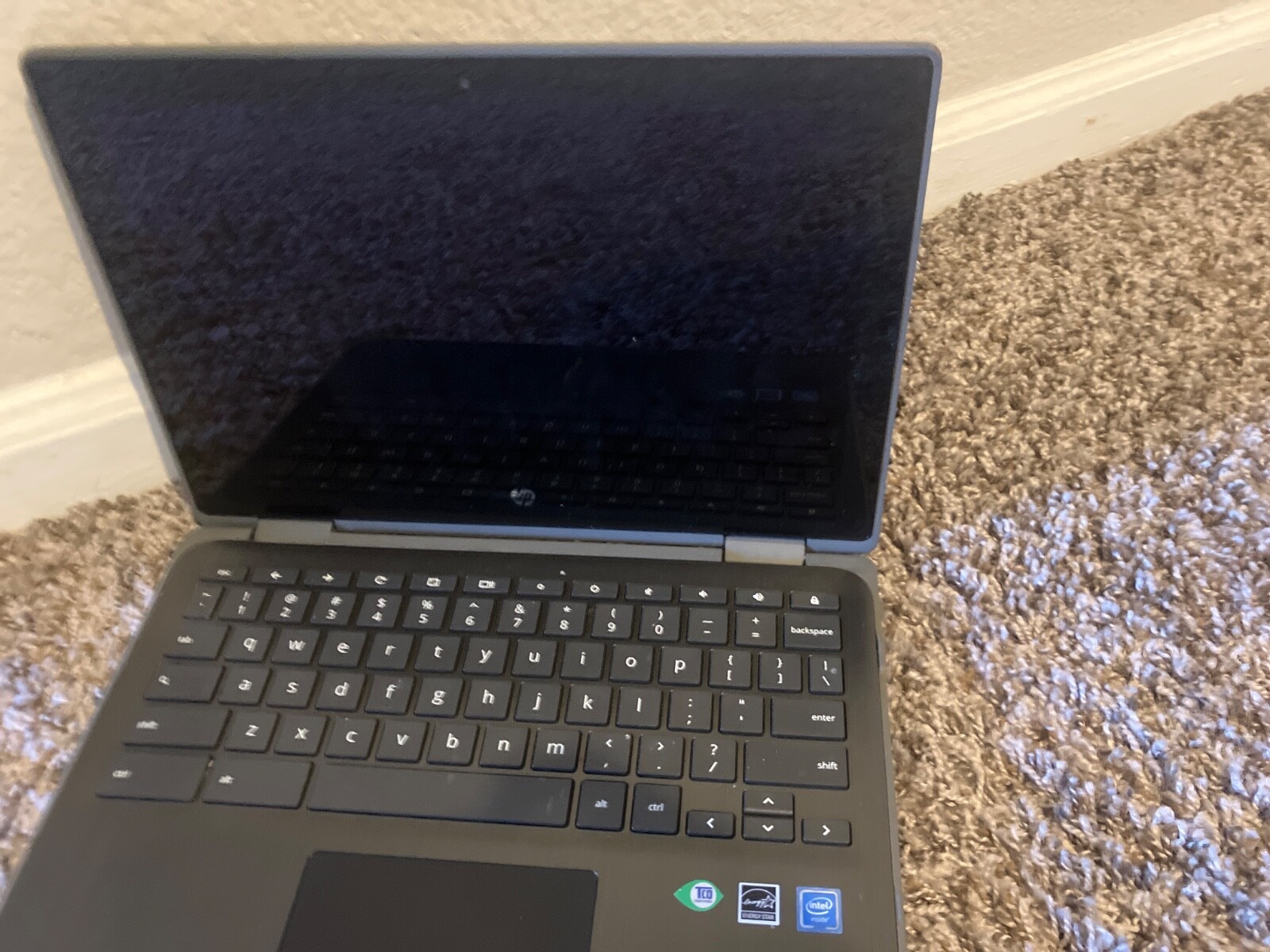 hp laptop touch screen black , good condition , downloaded , charger included