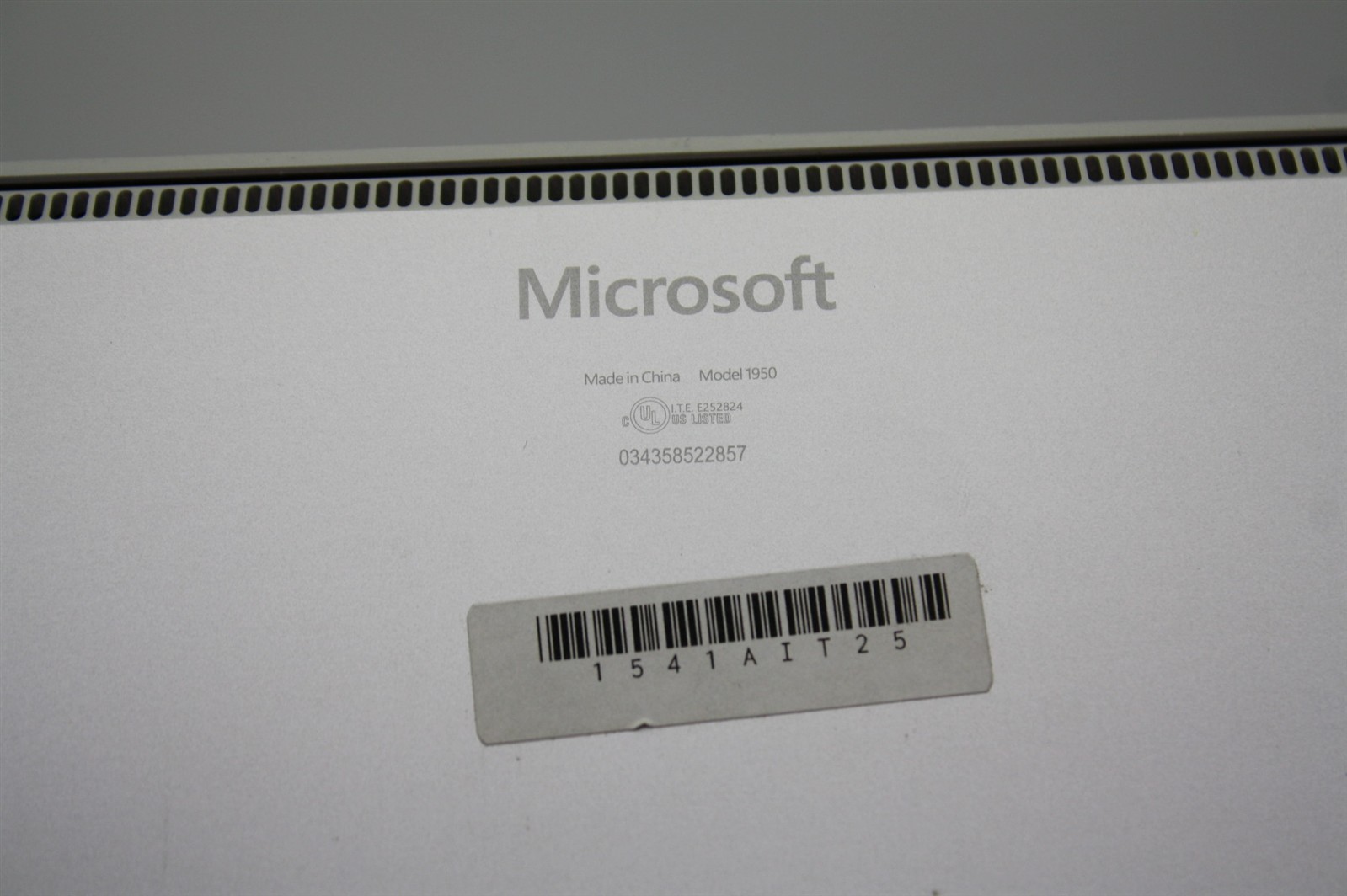 12.3″Microsoft Surface Pro 4 1951 i5-1145G7 2.60GHz RAM 8GB NVMe 256GB