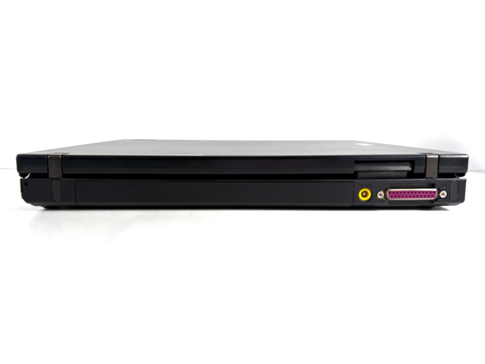 IBM ThinkPad R51 15″ HD Pentium 1GB RAM 40GB HDD