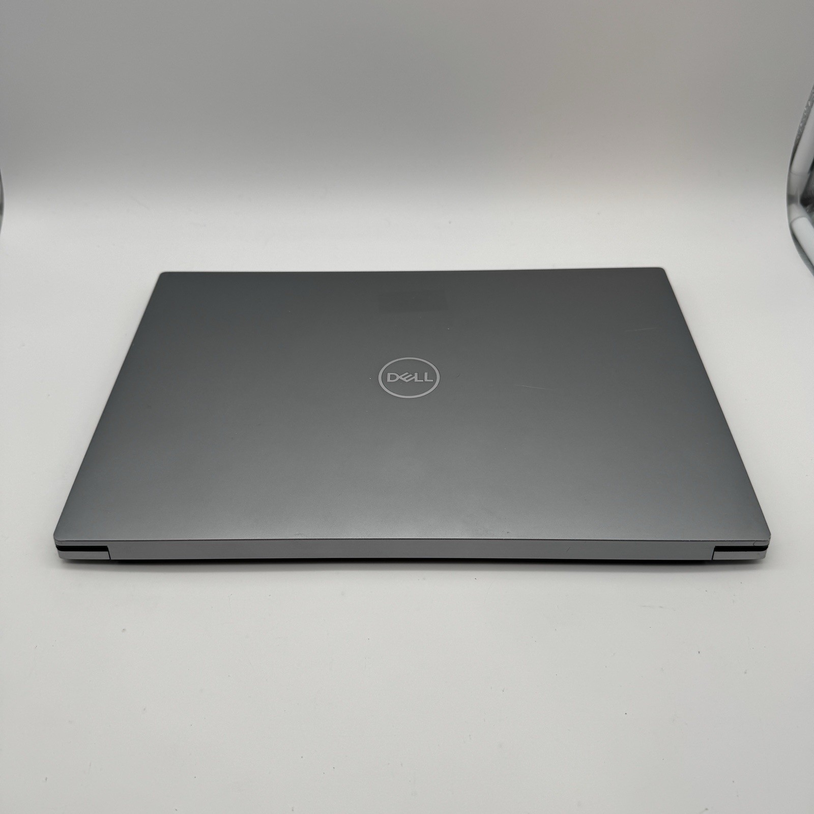 Dell Precision 5560 15.6″ FHD+ | i7-11800H 2.30GHz | Quadro T1200 | No RAM/SSD