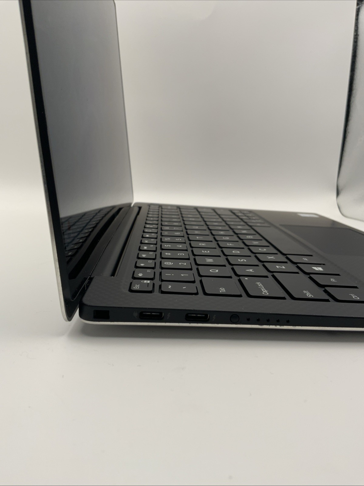 Dell XPS 13 7390 2020 Silver 4K TOUCH i7-10710U 1.10GHz 16GB 512GB SSD Good