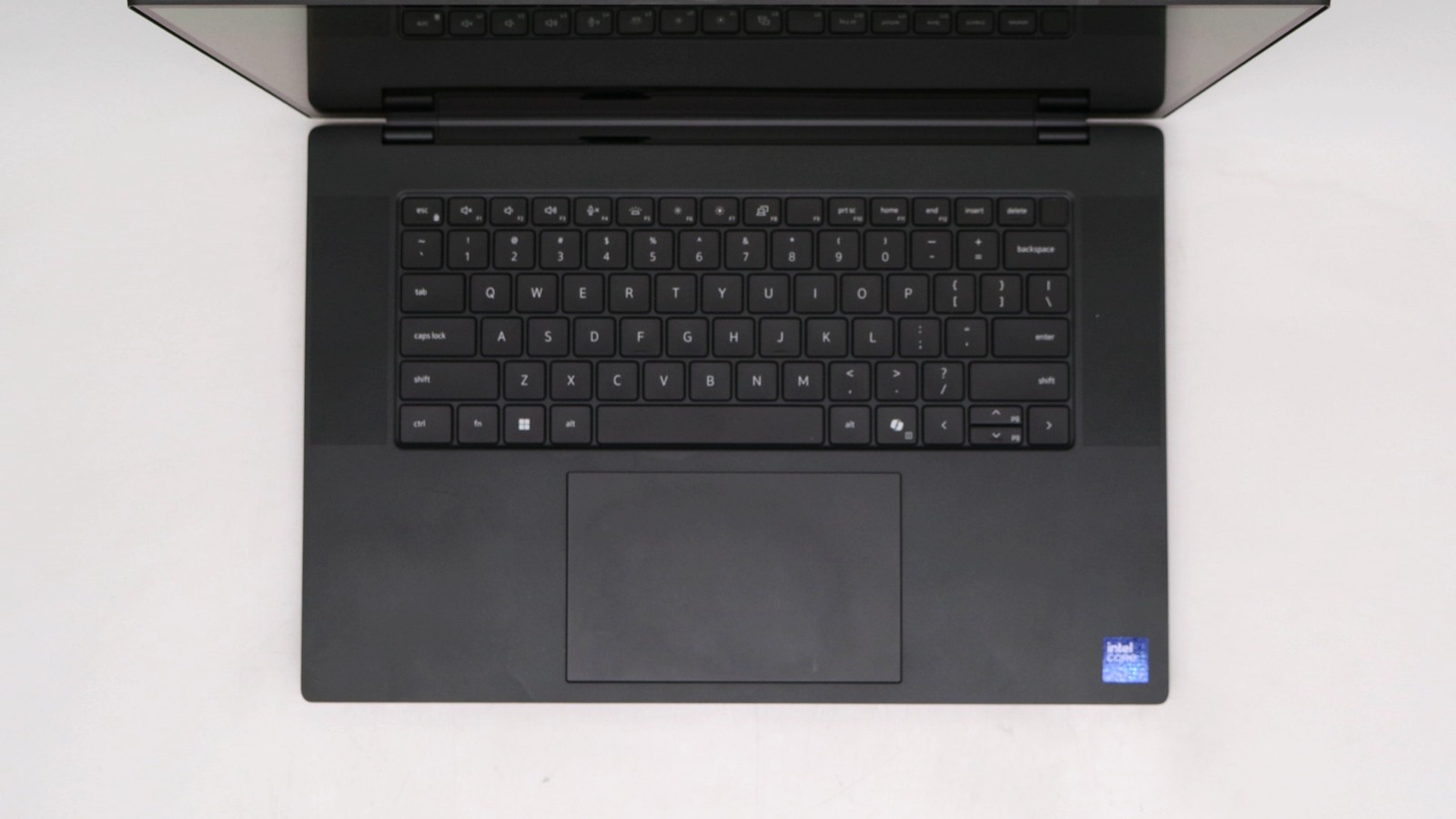 Dell Precision 5690 16″ Ultra 7 165H 32GB 512GB – Very Good