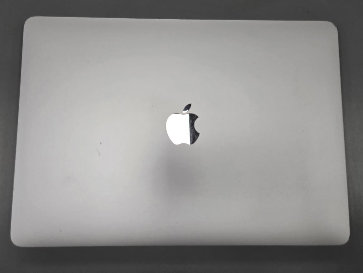 Apple MacBook Air A2337 – 2020 (PD6016705)