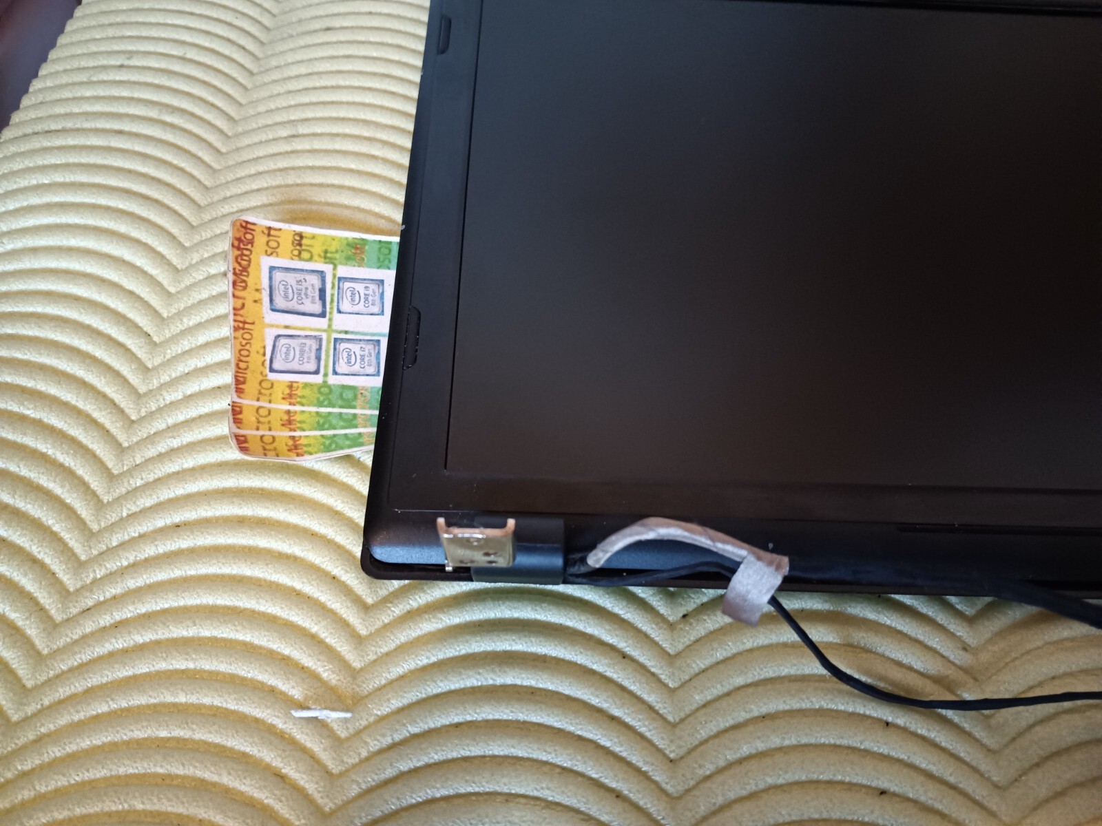 MSI GE620 FLAT WEBCAM HINGE FRAME COVER INCLUDING 15.6″ LCD.
