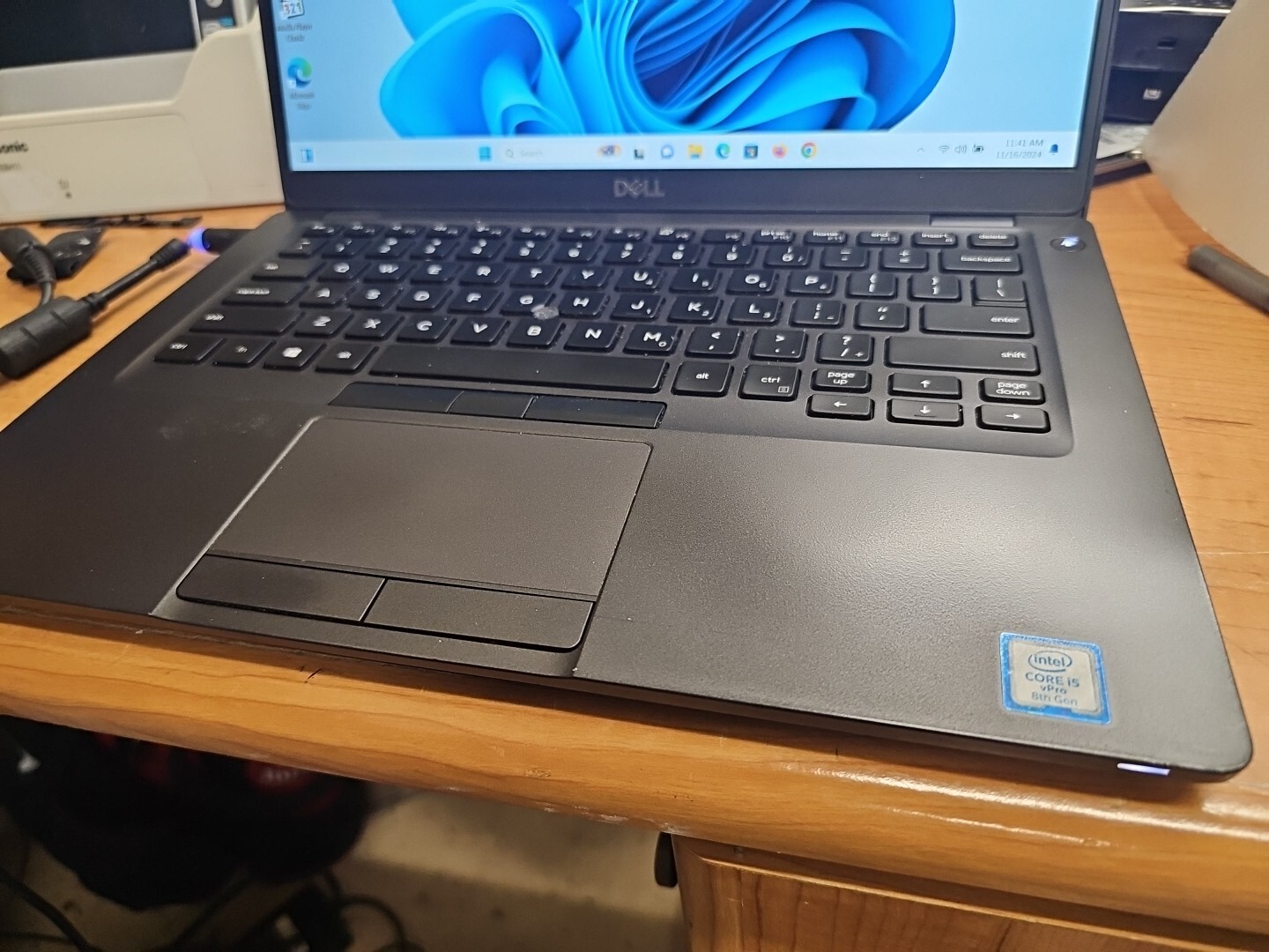 Dell Latitude 5400 Intel Core i5-8365U 16GB RAM 256GB SSD Batt Exc Dinged Corner
