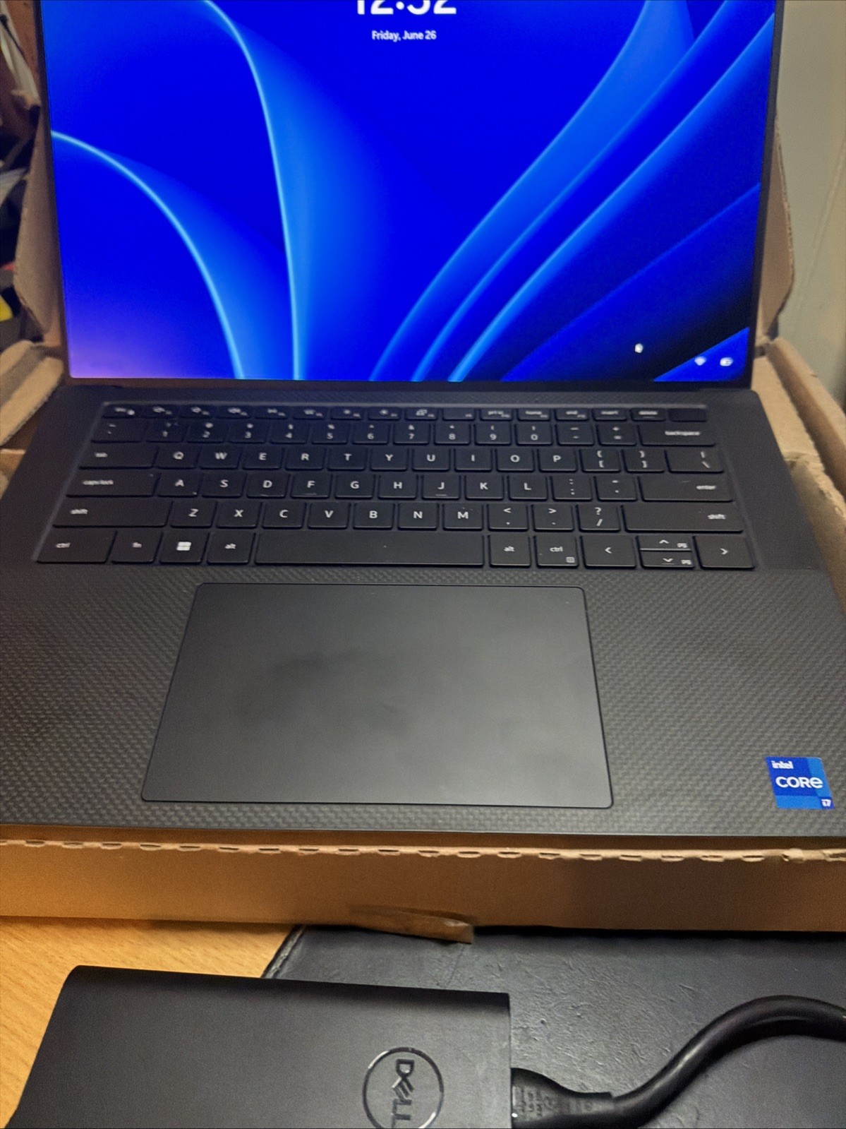Dell XPS 15 9520 Intel Core i7-12700H 32GB RAM 1TB SSD