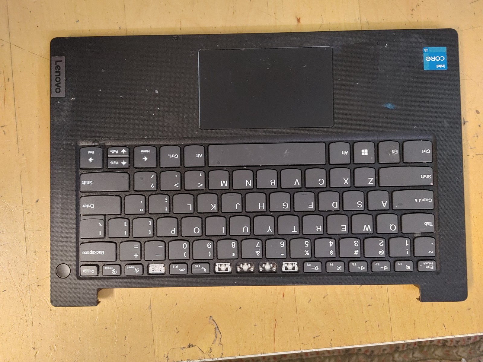 Lenovo V14 G4 IRU Core i3-1315U@8GB RAM , NO SSD , NO SCREEN , FOR PARTS ONLY