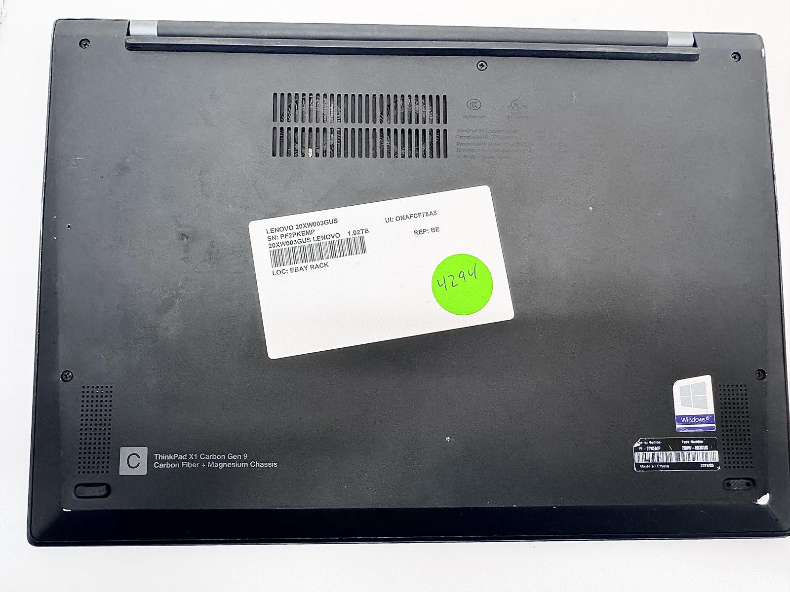 Lenovo ThinkPad X1 Carbon Gen 9, Intel Core i7-1165G7 @ 2.80GHz, 16GB, 1.02TB