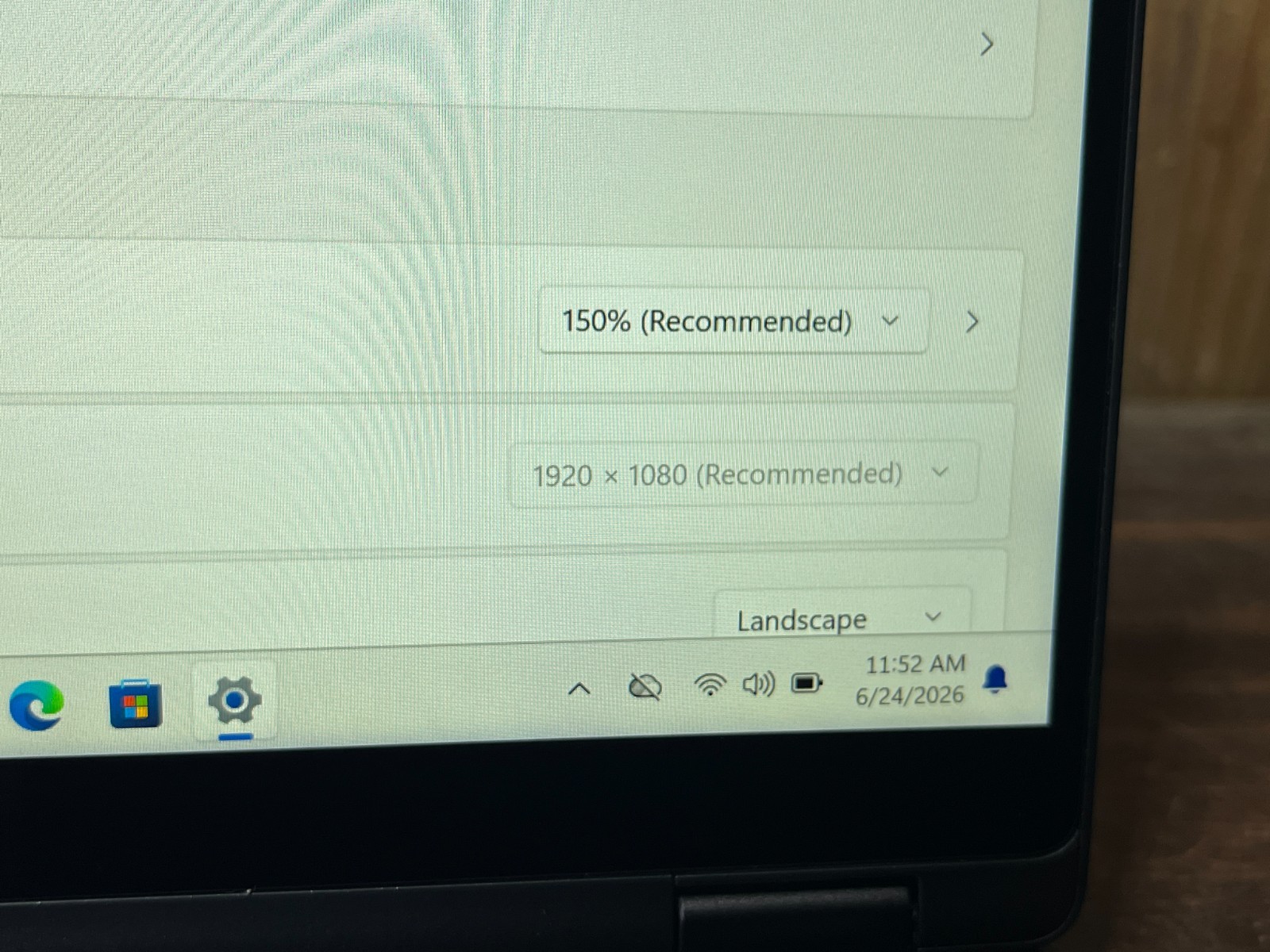 Dell Latitude 7390 13.3″ FHD Win11 Pro Laptop Touch 2N1 I7-8650U 512GB 16GB