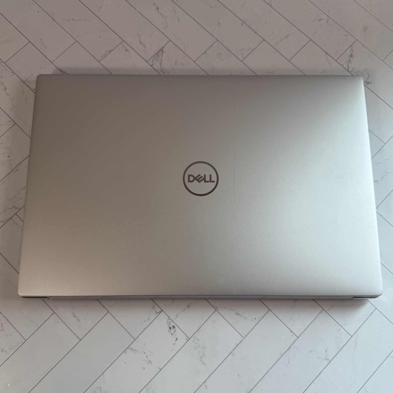 Dell XPS 15 9520 1TB SSD 32 GB i9 NVIDIA GeForce RTX 3050 Win 11 Pro #H304