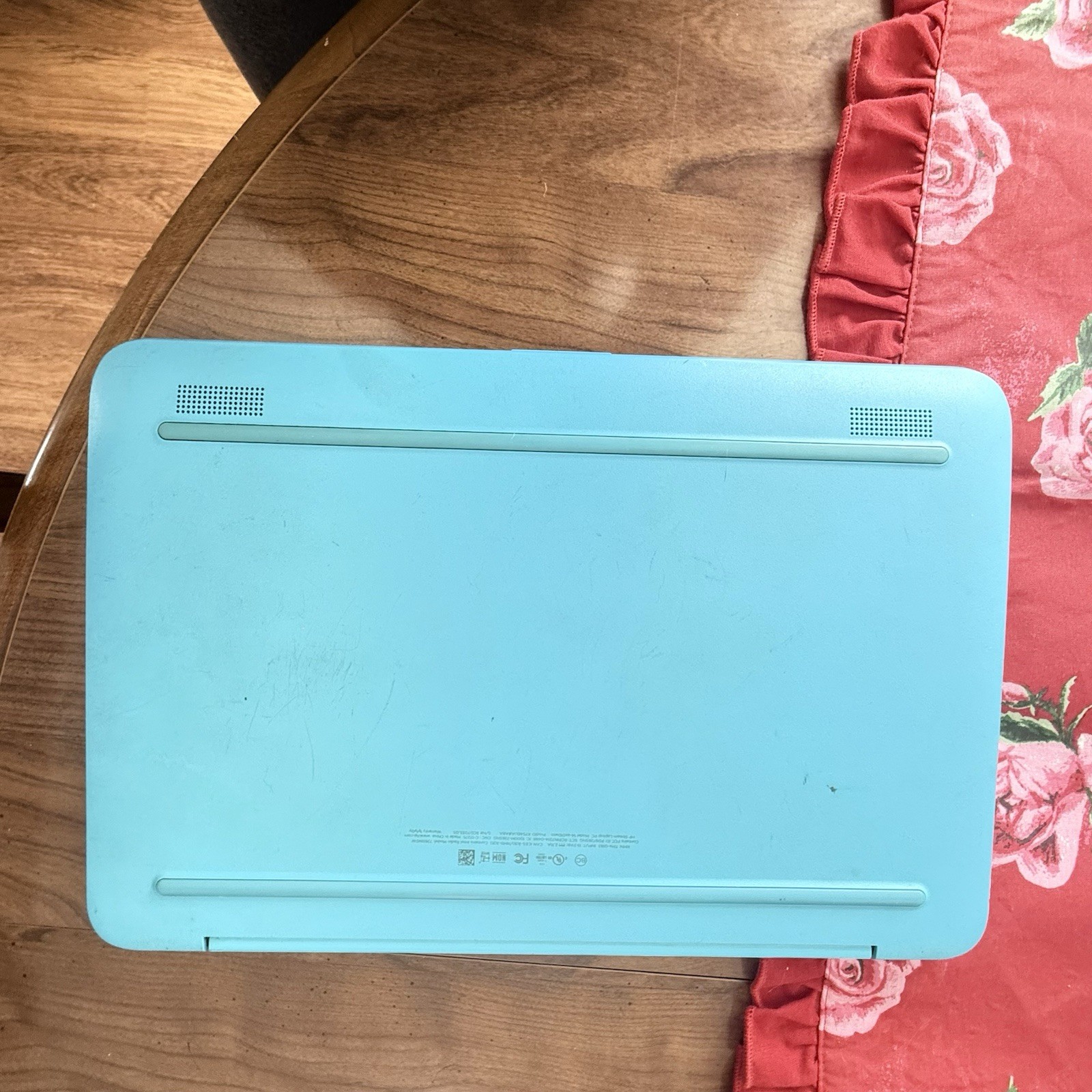 HP Stream 14-cb011wm 14 inch (32GB, Intel Celeron No Charger