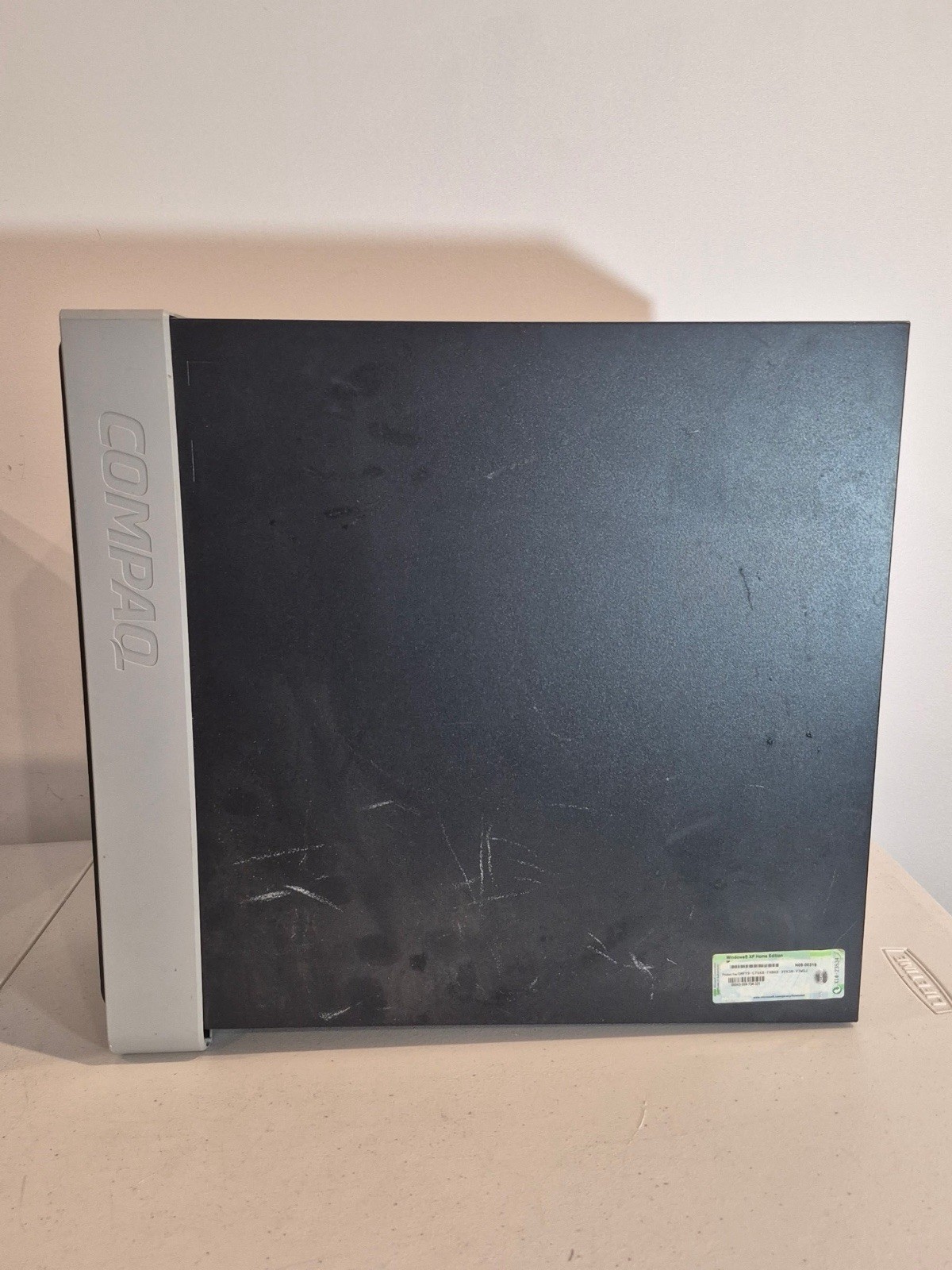 Compaq Presario Celeron D 2.66GHz 256MB RAM 80GB HDD XP Tower PC – Untested
