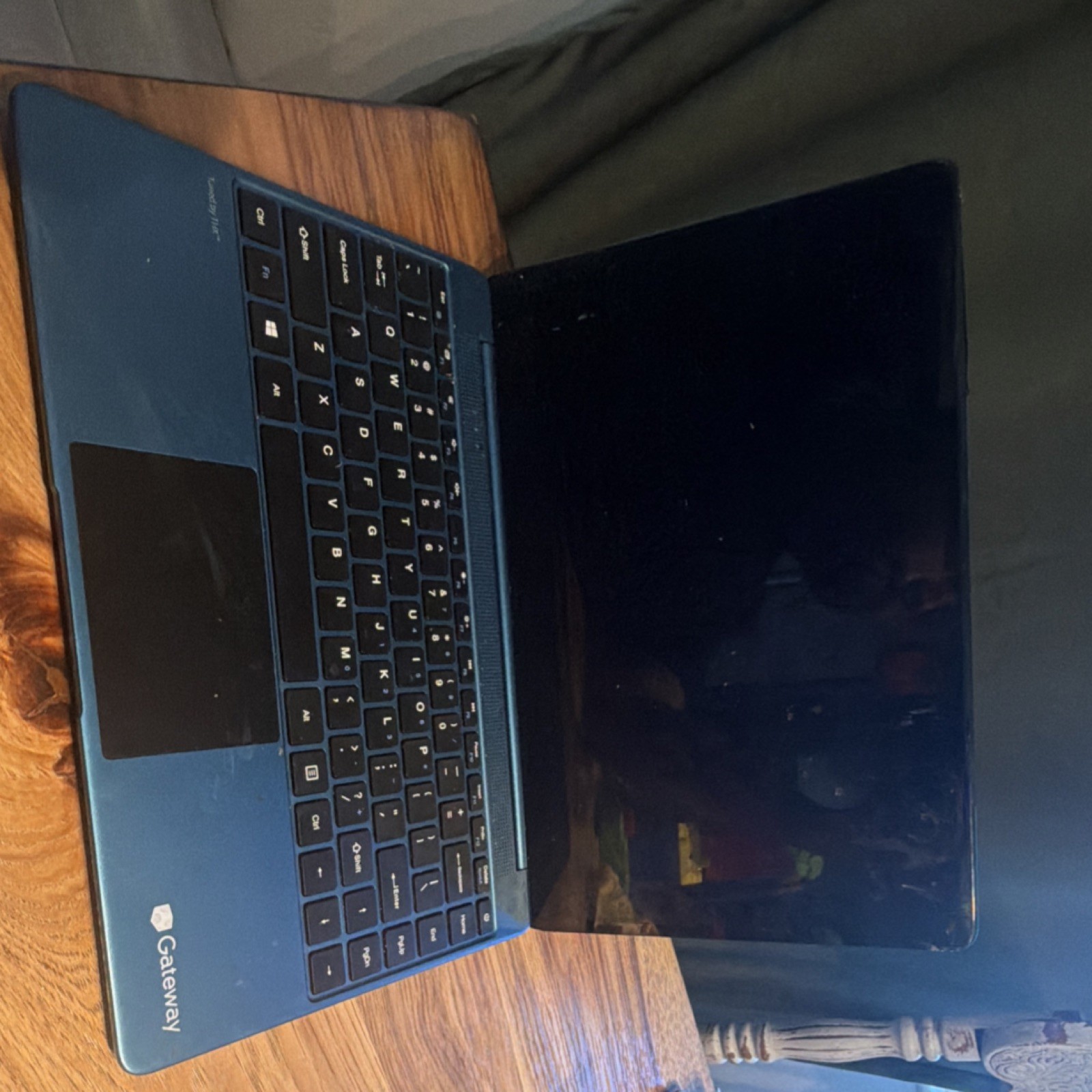 Gateway Ultra Slim Notebook 14.1in Intel Celeron 4GB 64GB eMMC Win 10 Blue