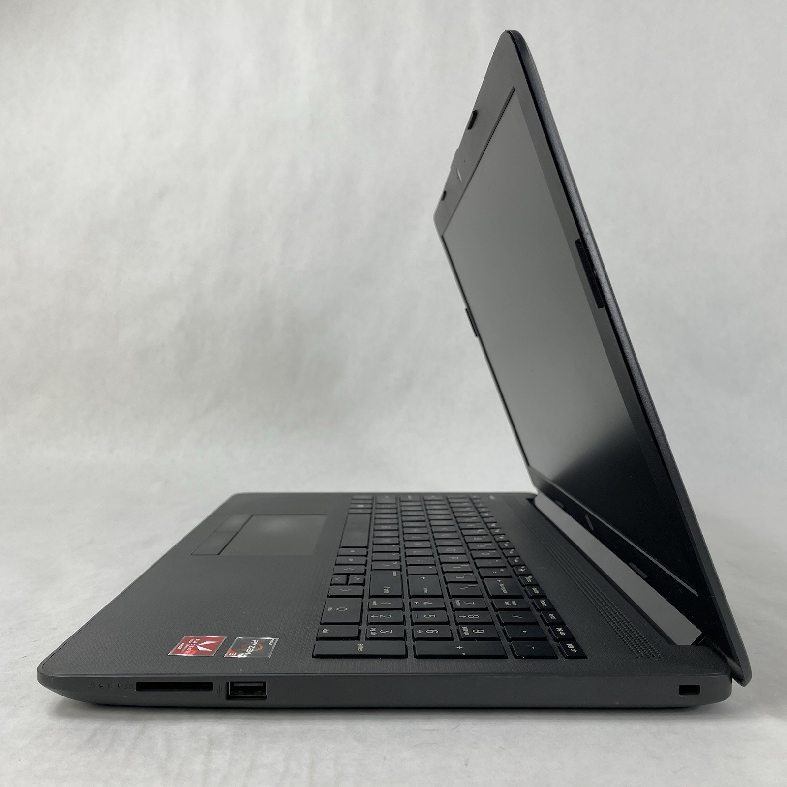 HP 255 G7 15.6″ Ryzen 3 2200U 2.50 GHz 8 GB RAM No SSD/OS/AC – READ