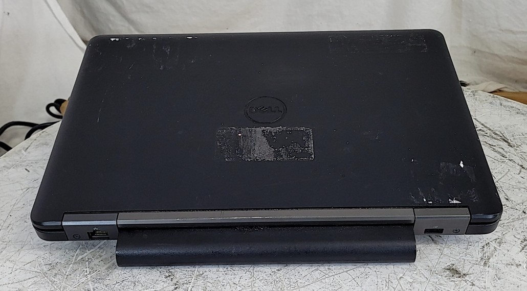 DELL LATITUDE E5440 Laptop Core I5-4300U 8GB 500GB SEE NOTES