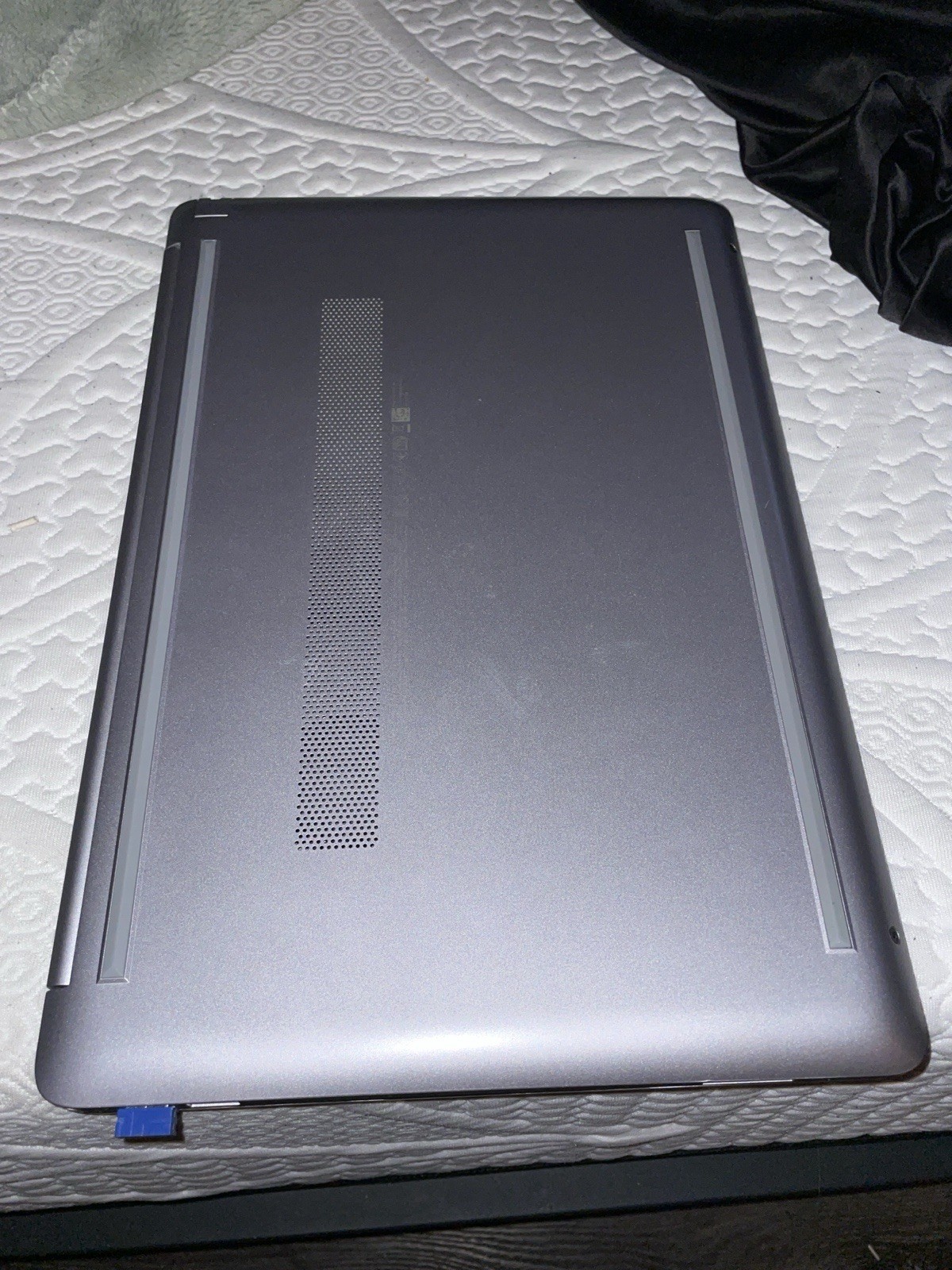 HP 255 G9 Notebook Laptop AMD Ryzen 5 5625U 16GB RAM 932GB SSD 15.6″ Silver