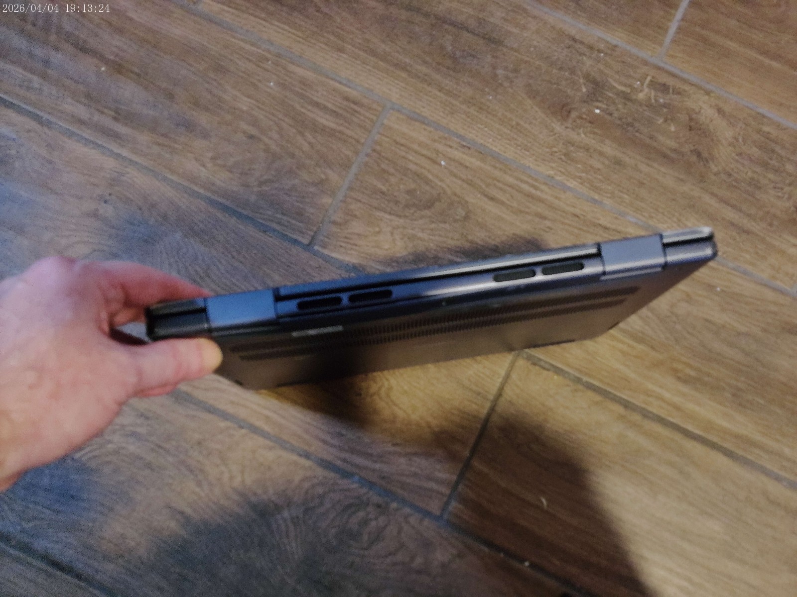 Dell Inspiron 14 7445 2-in-1 Touch Laptop Ryzen 7 8840HS 24GB RAM 1TB SSD WRNTY