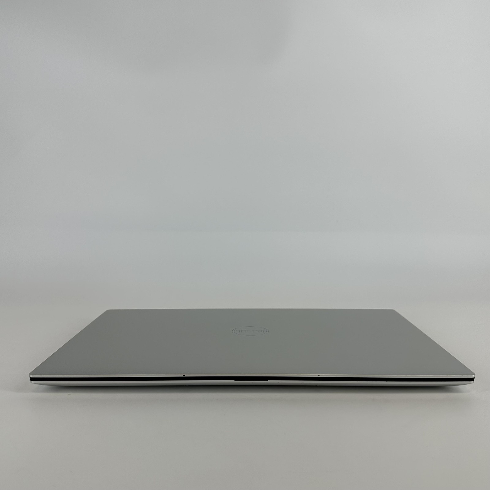 Dell XPS 15 9530 FHD+ 2.4 GHz i7-13700H 16GB 1TB SSD NVIDIA RTX 4050 Very Good