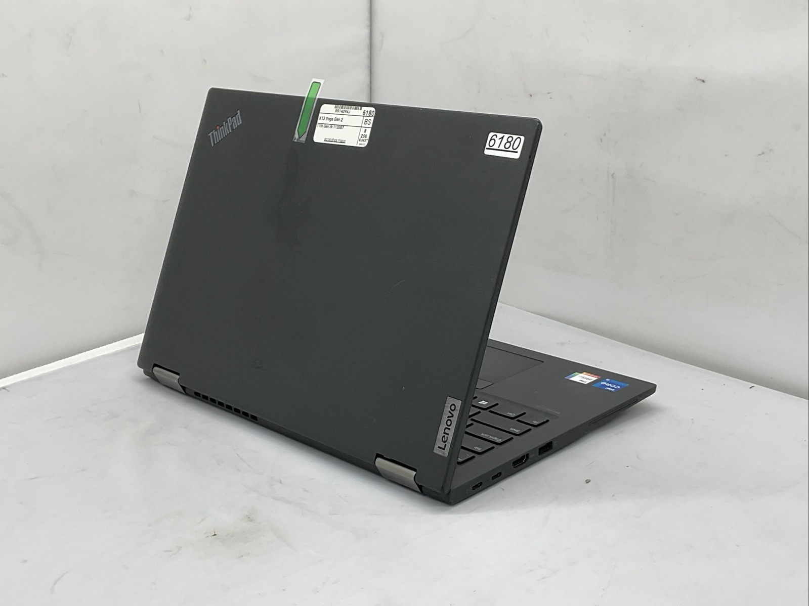 Lenovo ThinkPad X13 Yoga Gen 2 – i5-1135G7 – 8GB, 256GB, Touch, Windows 11 + ADP