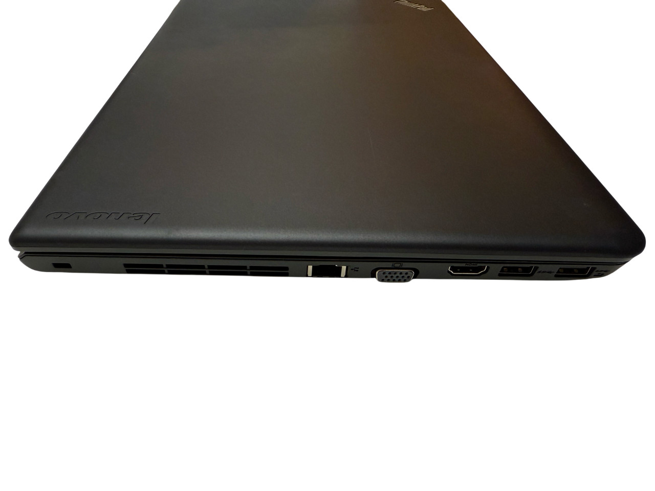 Lenovo ThinkPad E560 i7-6500U 8GB RAM 500GB HDD AMD Radeon R7 M370 + Charger