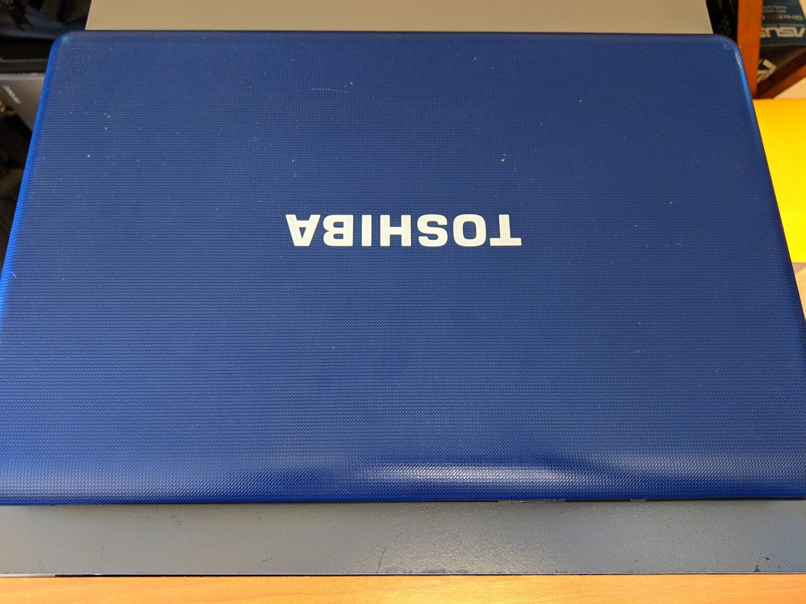 Toshiba Satellite C660-A237 15.6″ HD LCD Core i5 4GB 128GB SSD WiFi BT