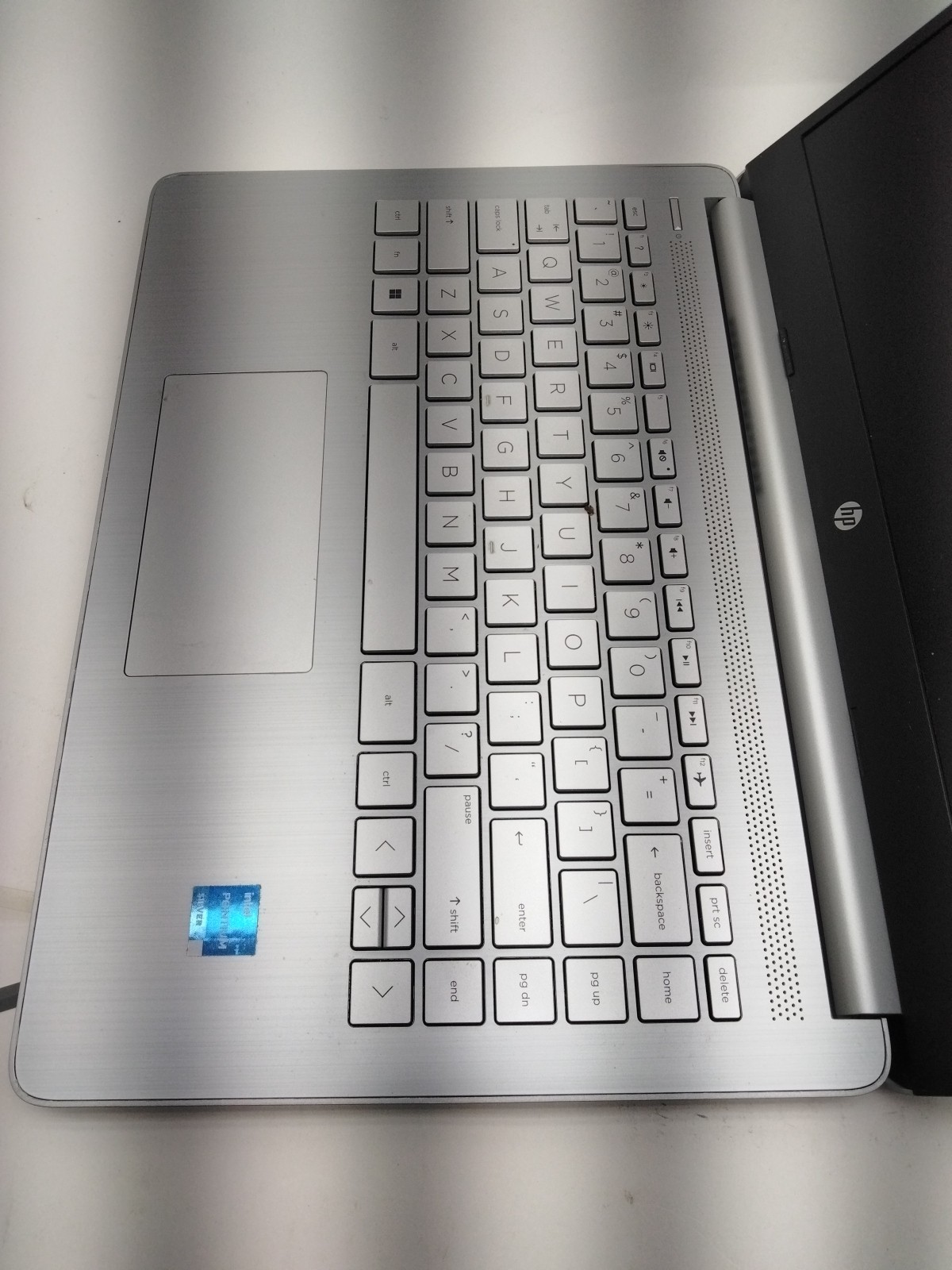 Hp Laptop Model 14-dq387nr 1.10ghz X 4 Cores, 4 Gb Ram, No Hd