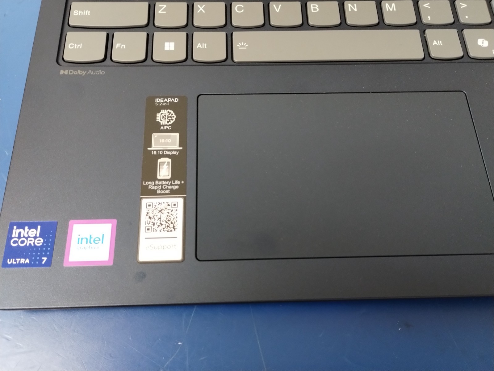 Lenovo IdeaPad 5 2-in-1 16AKP10, Intel Core Ultra 7 255U, 32 GB RAM, 1 TB NVMe