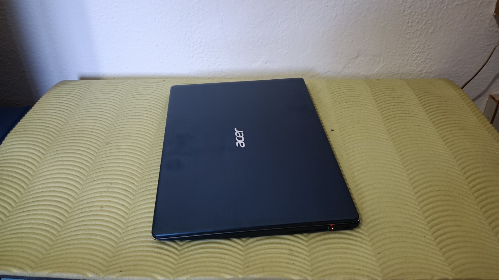 Acer Swift i5-8250u 8core 8gb 256gb ssd 14″ 1920X1080 FULLHD