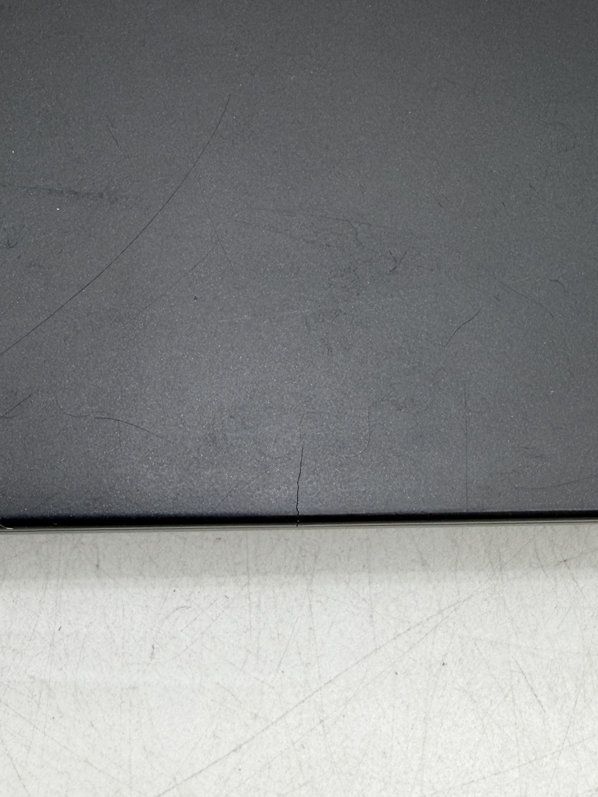 Lenovo ThinkPad T14s (Gen 1) 14inch i5-10310U 8GB 256GB NO OS Read