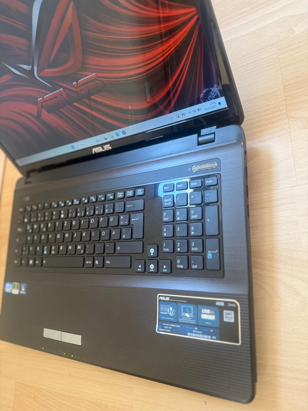 Asus A93S 18.4 inch FULL HD, i7 2670QM, 32GB, 2TB SSD, 3TB HDD Win 11, BluRay