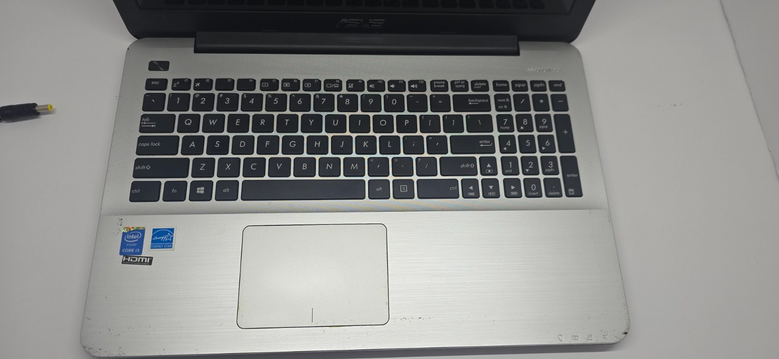 Asus X555LA 15.6″ Laptop Intel i3-4030U 1.9GHz 4GB RAM 320GB HDD NO OS