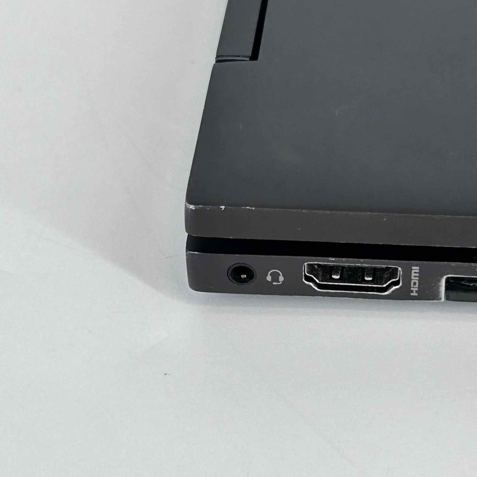 HP Envy x360 15.6 FHD TOUCH 1.8 GHz Ryzen 7 5700U 12GB 512GB SSD Fair