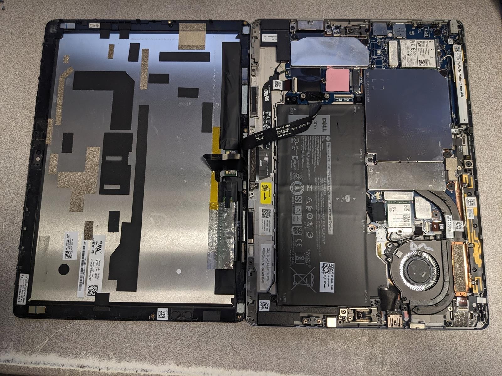 DELL LATITUDE 7200 2-IN-1 i5-8365U @ 1.60GHz, 8GB RAM, NO HDD/OS – (FOR PARTS)