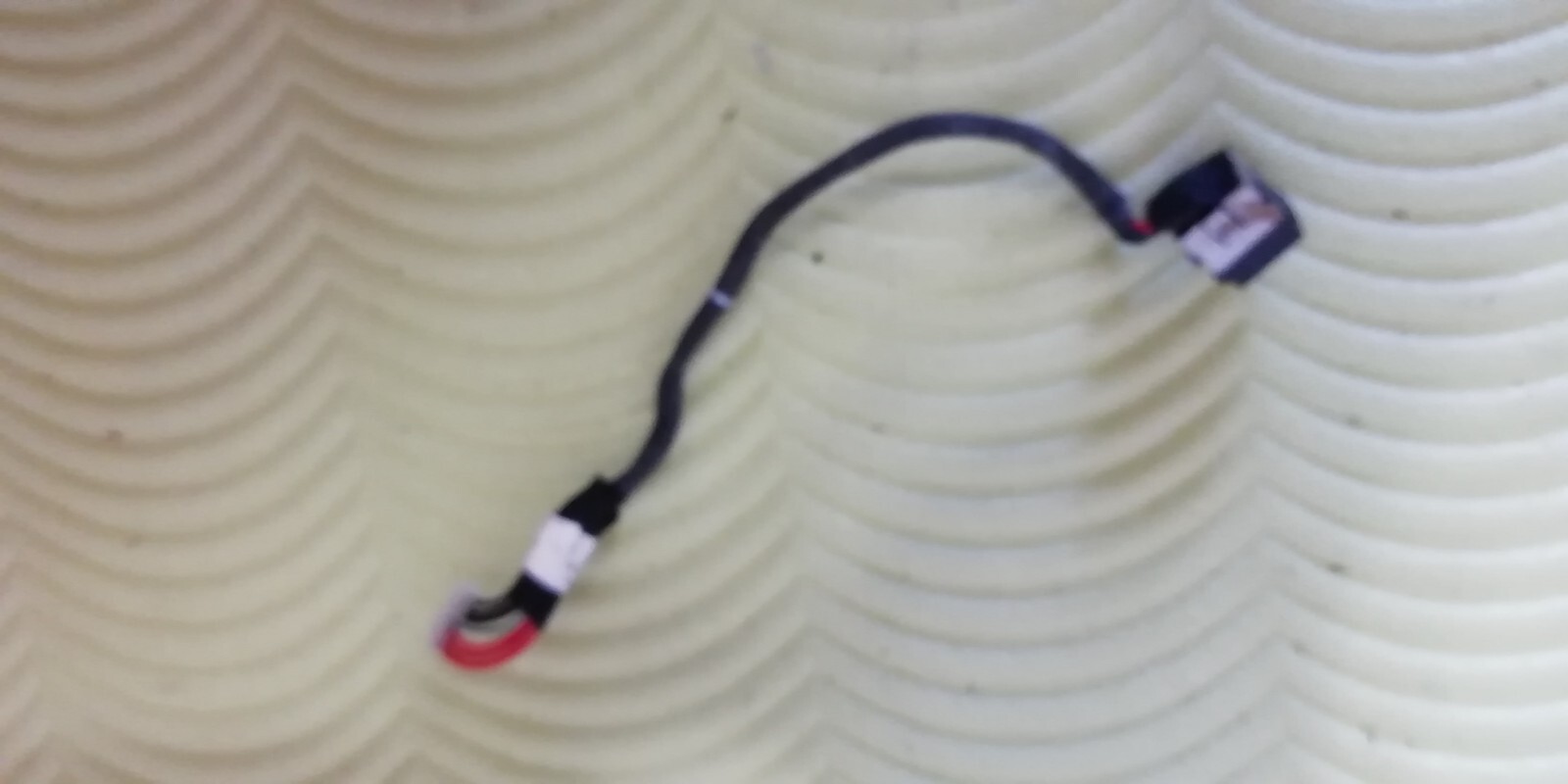 Dell Inspirion n4050 Cable Power Connector