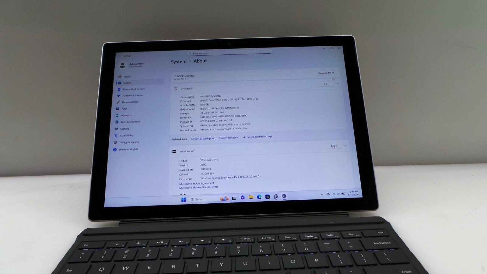 Microsoft Surface Pro 6 12.3″ | i5-8250U 1.60GHz 8GB RAM 128GB SSD | WIN 11 PRO