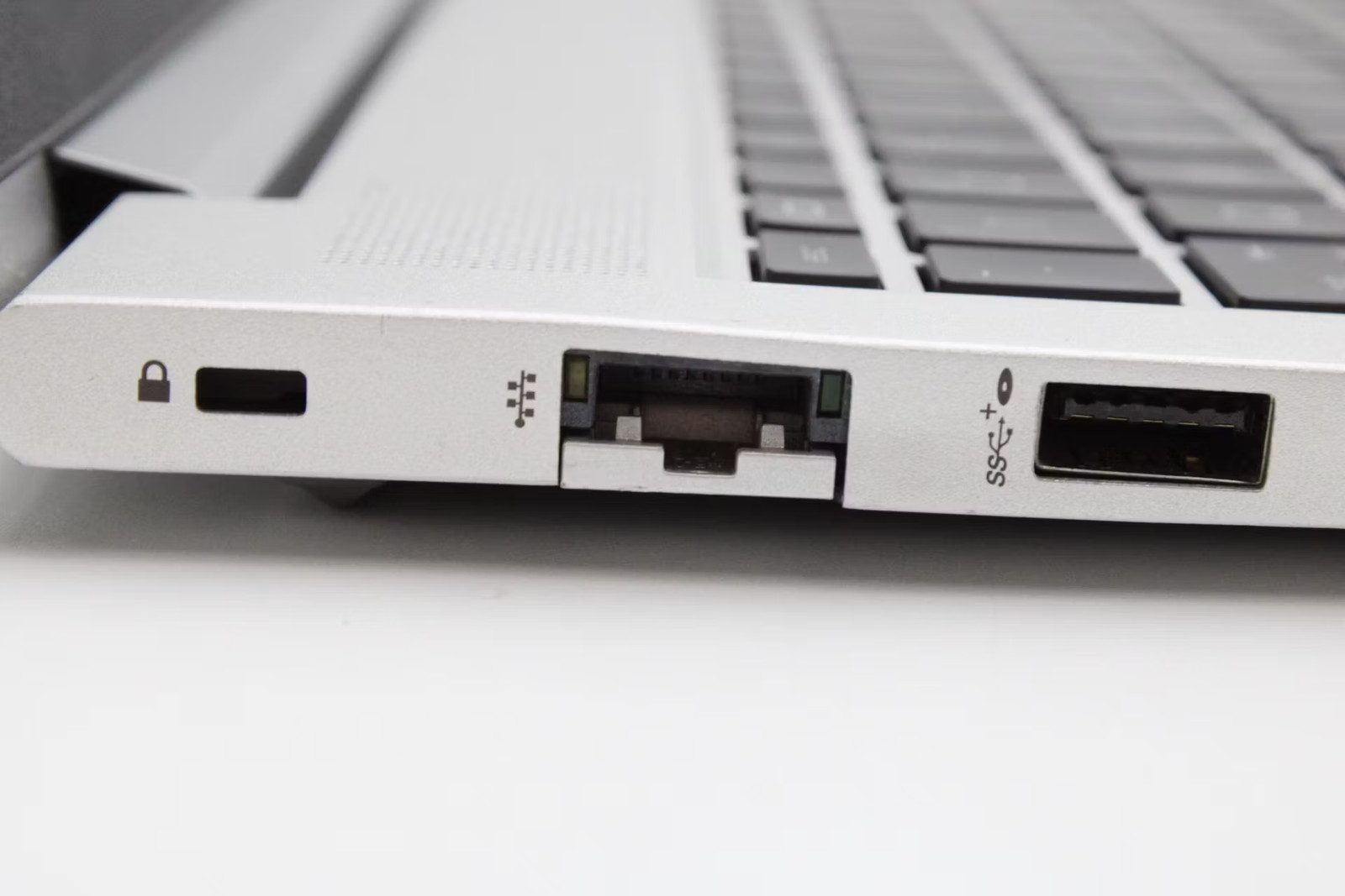HP ProBook 450 G9 Used 15.5″ i5-1235U, 256GB NVMe, 16GB RAM