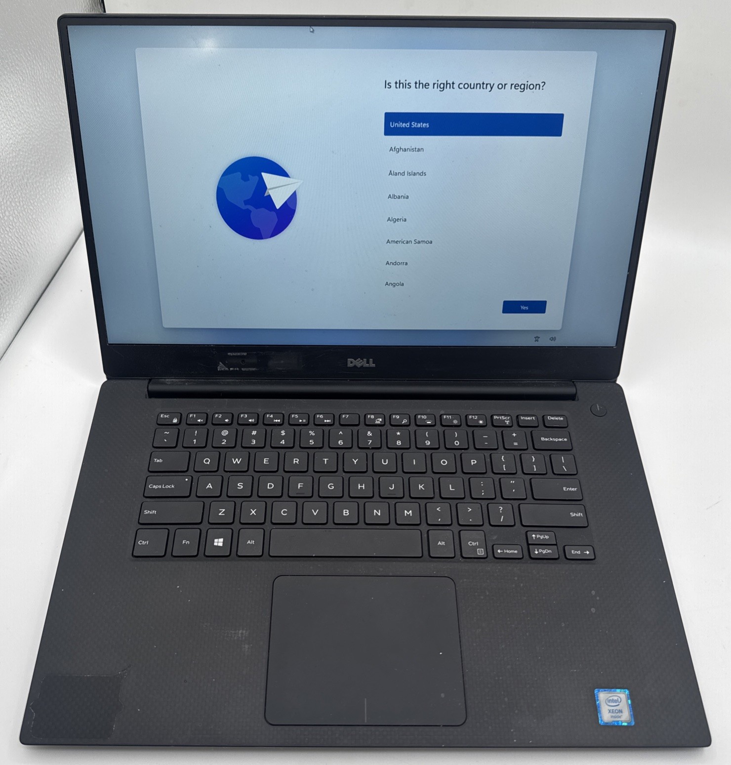 DELL PRECISION 5520 | XEON E3-1505M V6 | 1TB RAM 32GB Win 11 Pro – FAIR BATTERY