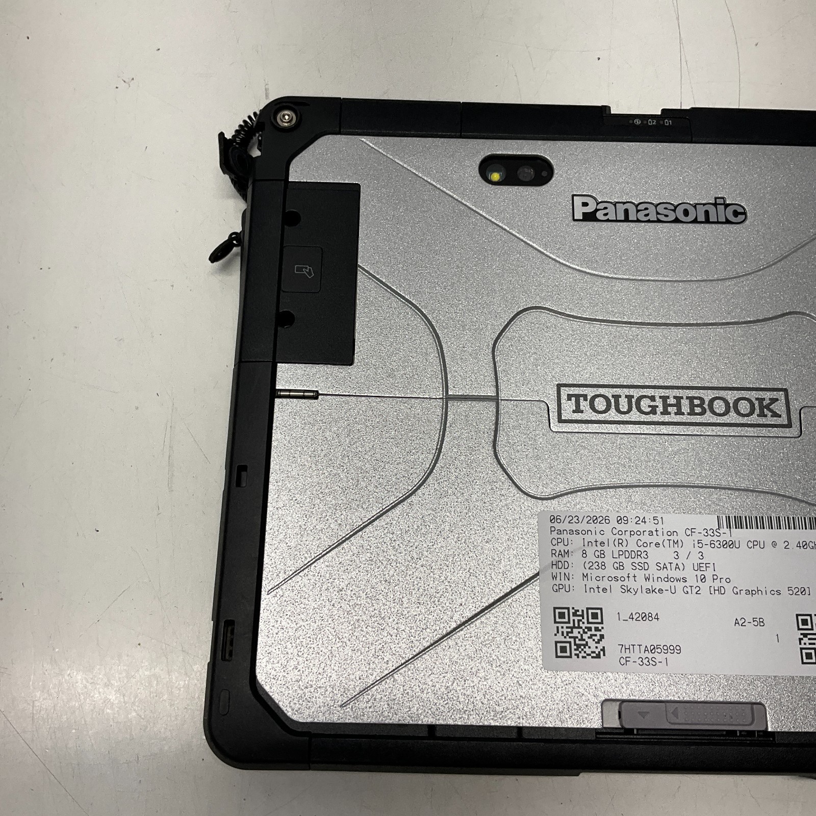 Toughbook Panasonic CF-33S I5-6300U 8GB RAM 256GB SSD Windows 10 Pro NO KEYBOARD