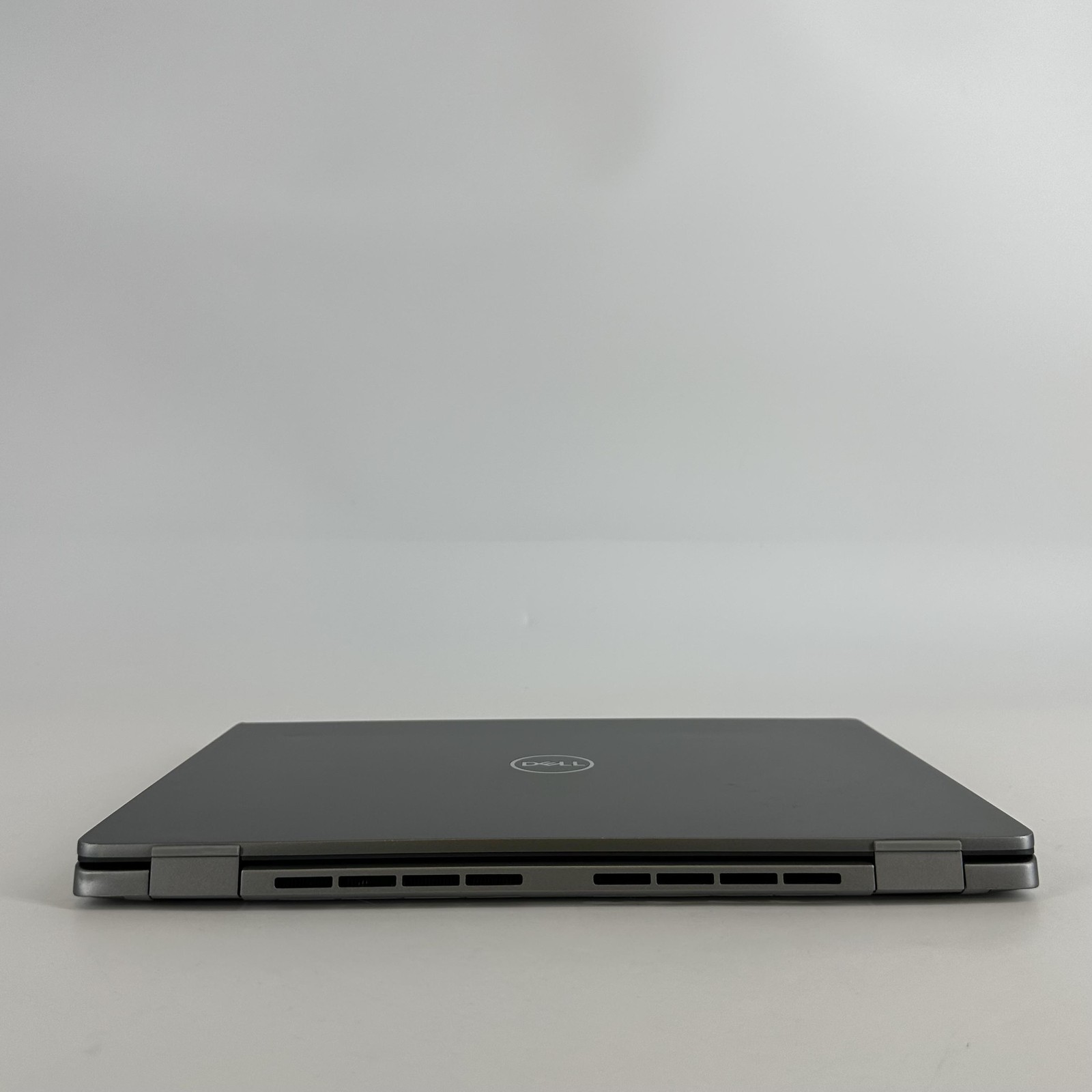 Dell Latitude 7450 14 QHD+ TOUCH 3.8 GHz Ultra 7 165H 32GB 256GB SSD Bent Frame