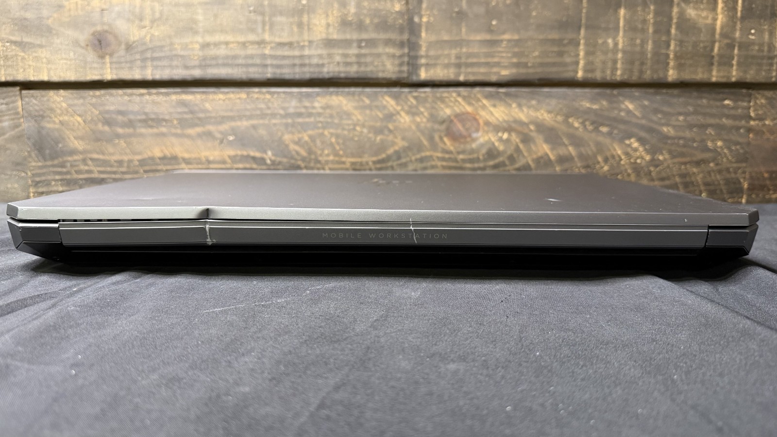 HP ZBook 17 G6 i7-9850H 256GB SSD + 240GB SSD, 32GB RAM W10 NVIDIA RTX 4000