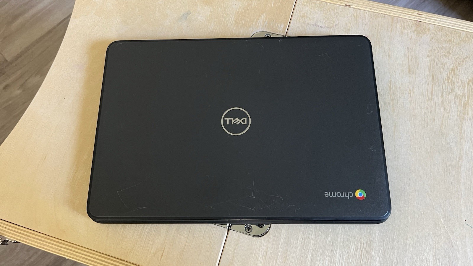 Dell Chromebook 5190 (2018) – Untested, No Charger – Powers On – Read