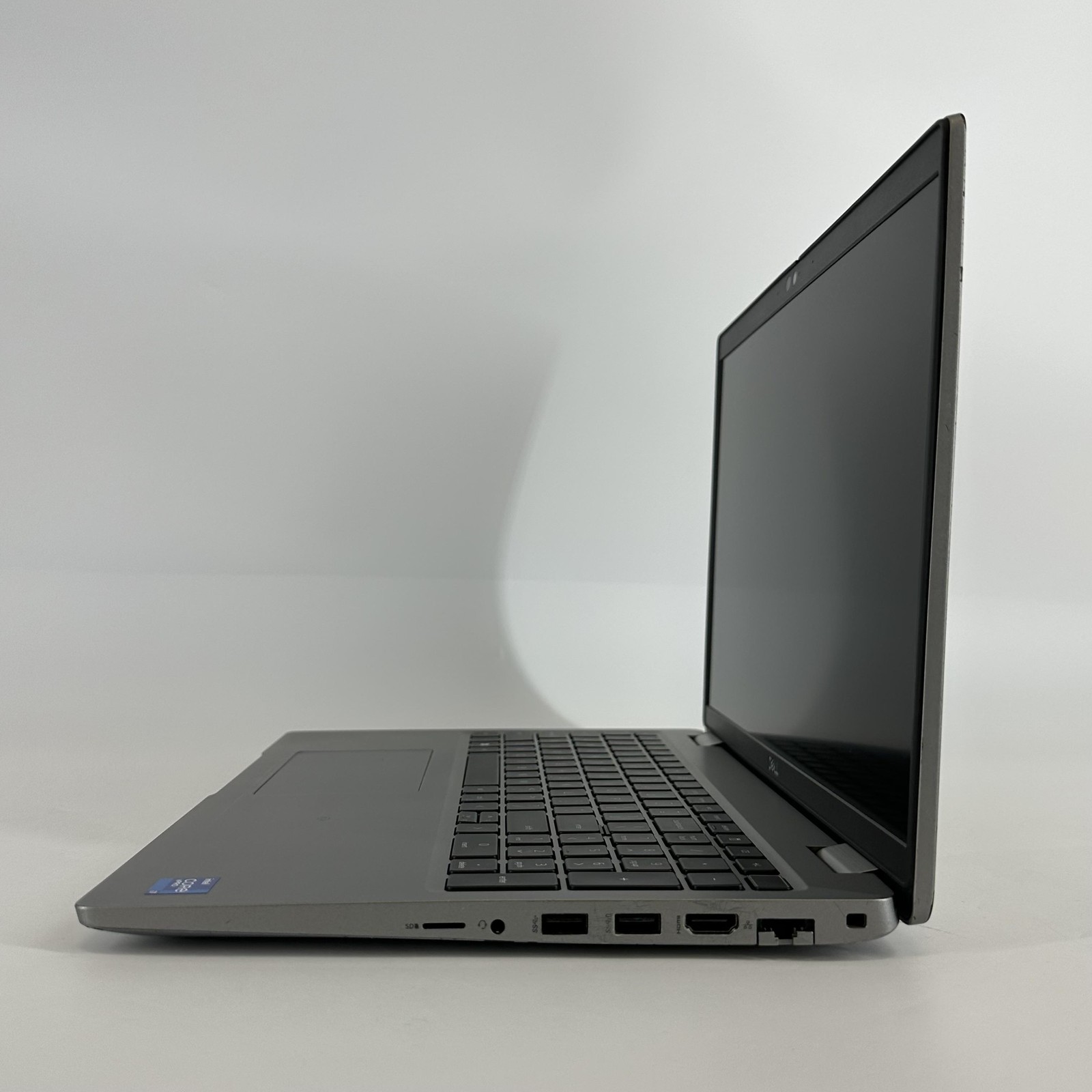 Dell Latitude 5520 15.6 Silver FHD i7-1185G7 3.00GHz 16GB 512GB SSD BAD BATTERY
