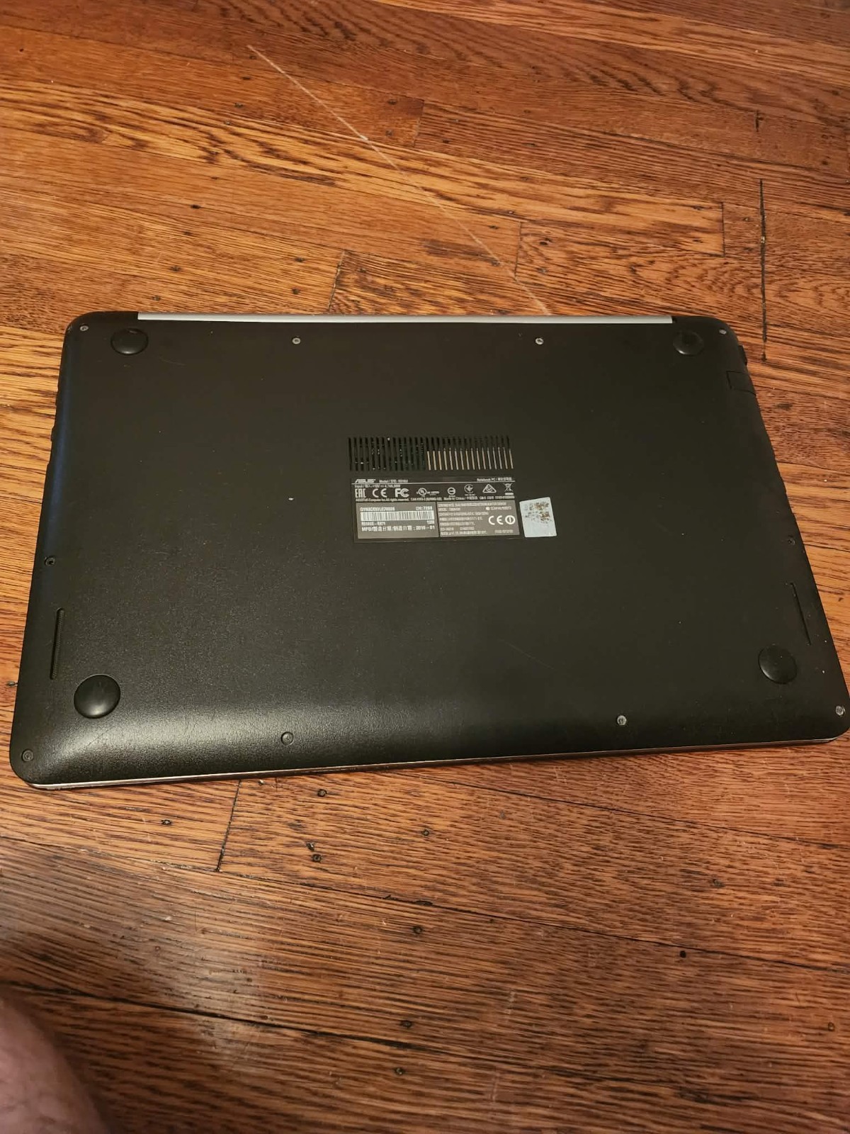 2016 ASUS R516U – Intel i7, Nvidia GTX950M- HARDDRIVE REMOVED