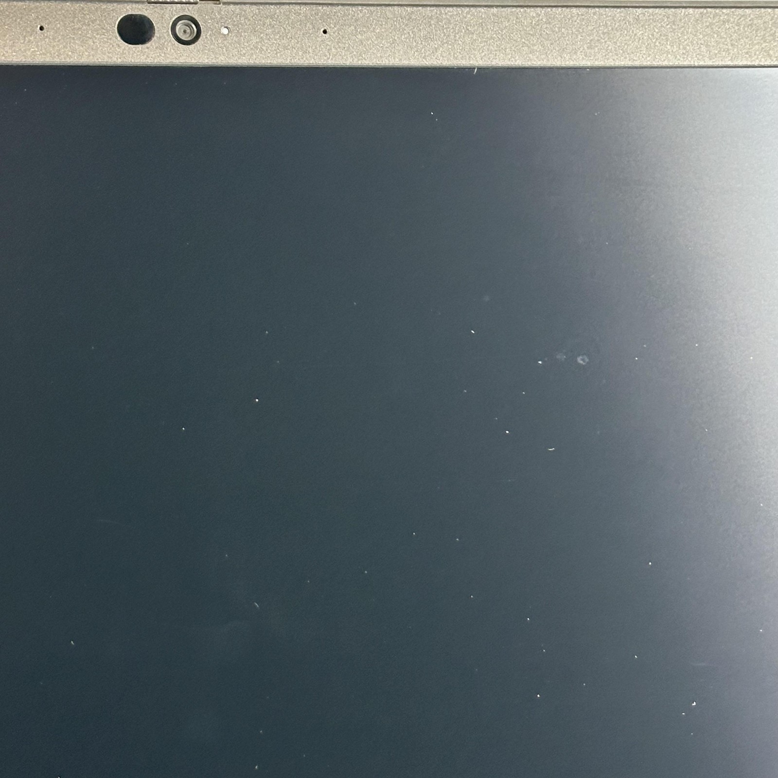 Dell Latitude 5520 15.6 Silver FHD i7-1185G7 3.00GHz 16GB 512GB SSD BAD BATTERY