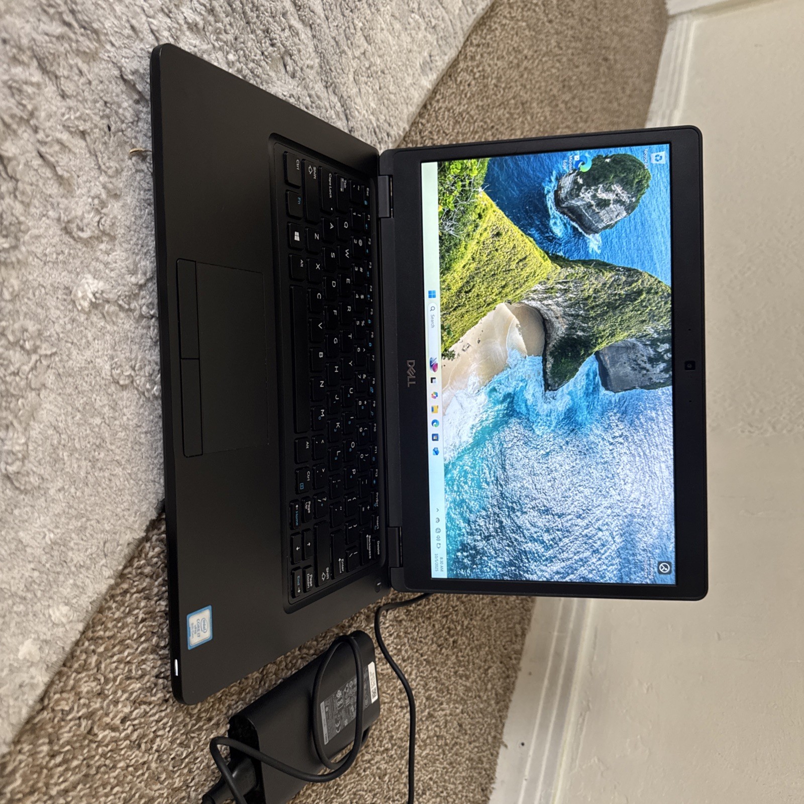 Dell Latitude 5491 16 RM 256 SSD WIN 11pro office GREAT A