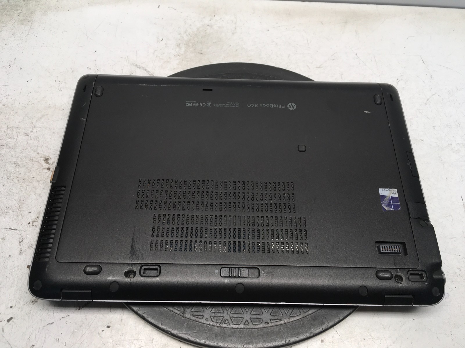 HP EliteBook 840 G2 Intel i5-5200U 2.2GHz 4 GB NO HDD
