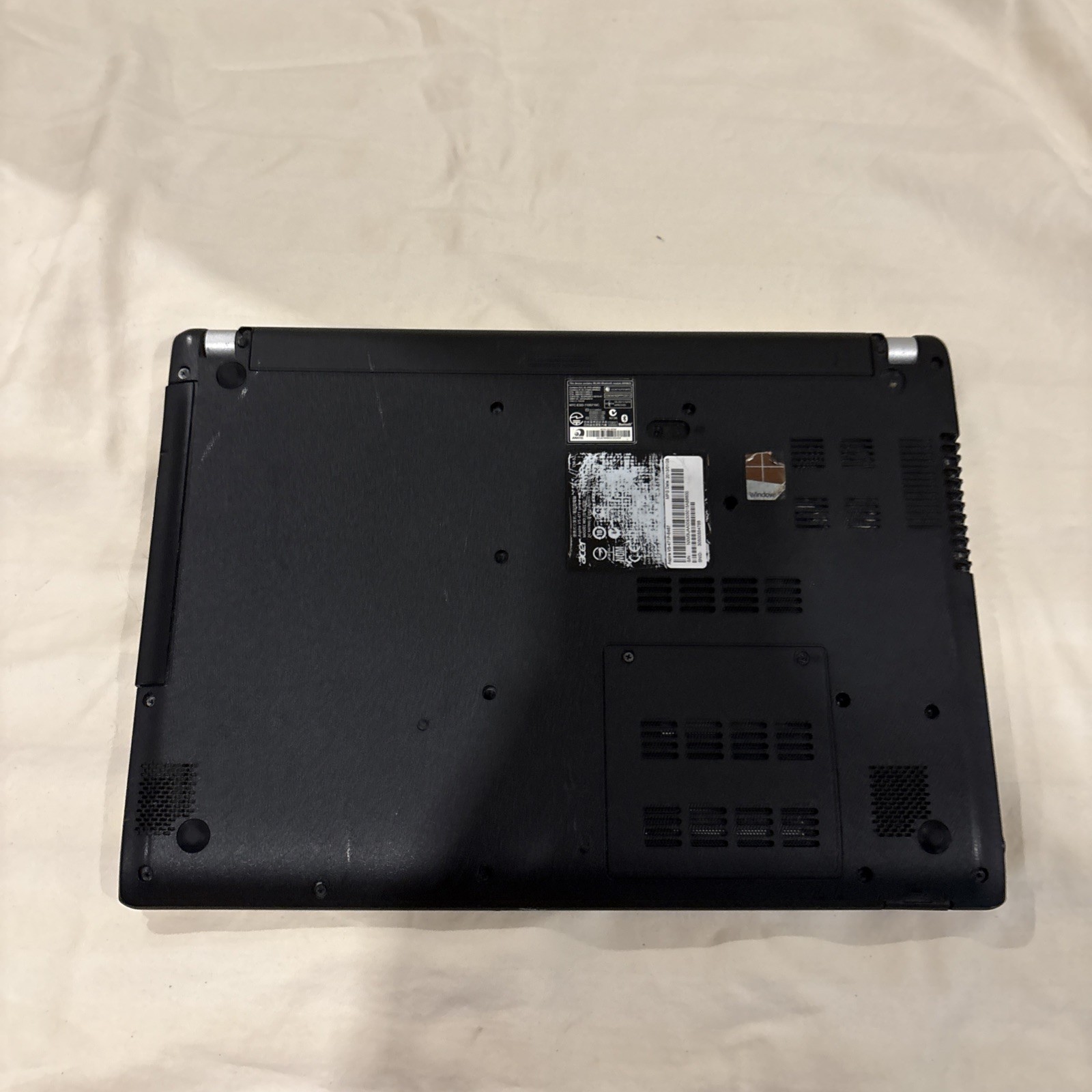 Acer aspire v5-471p-6467 14″ Notebook – i5-3337U 1.8 GHz, 6 GB, 500 GB, Win 10