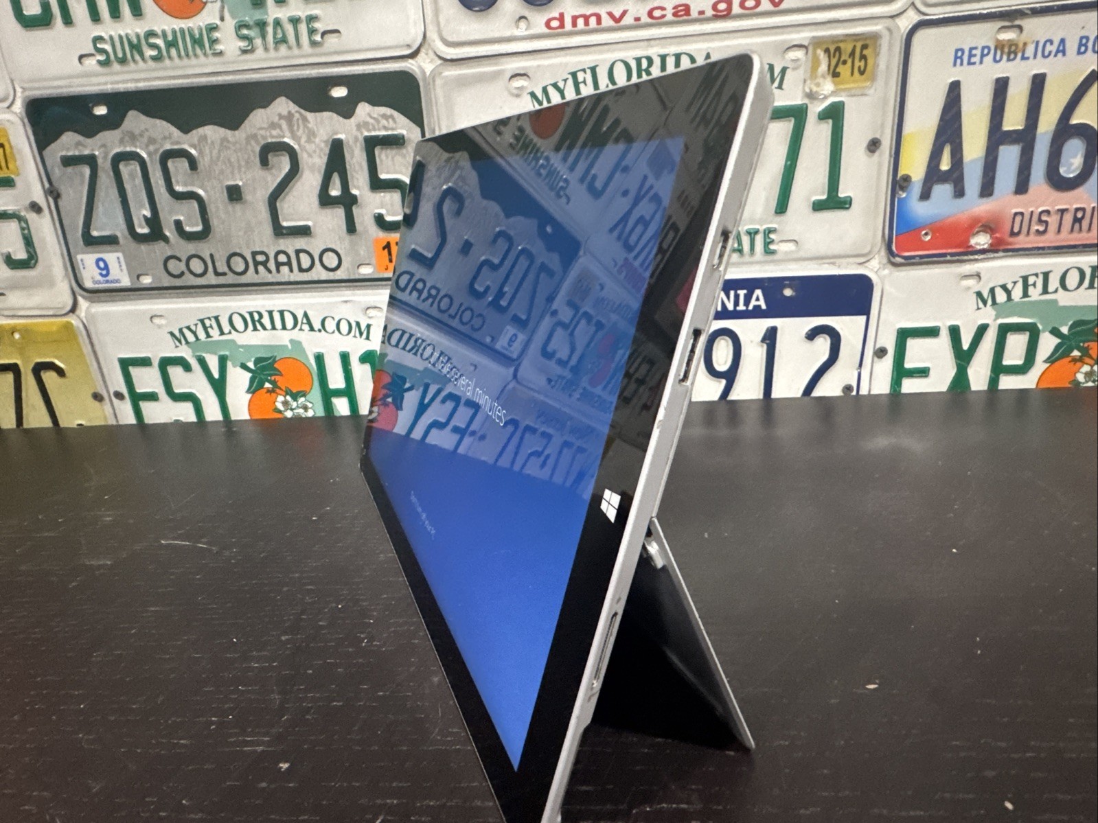 Microsoft Surface Pro 3 12" Intel i5 4GB 128GB Used Charger Key 39939